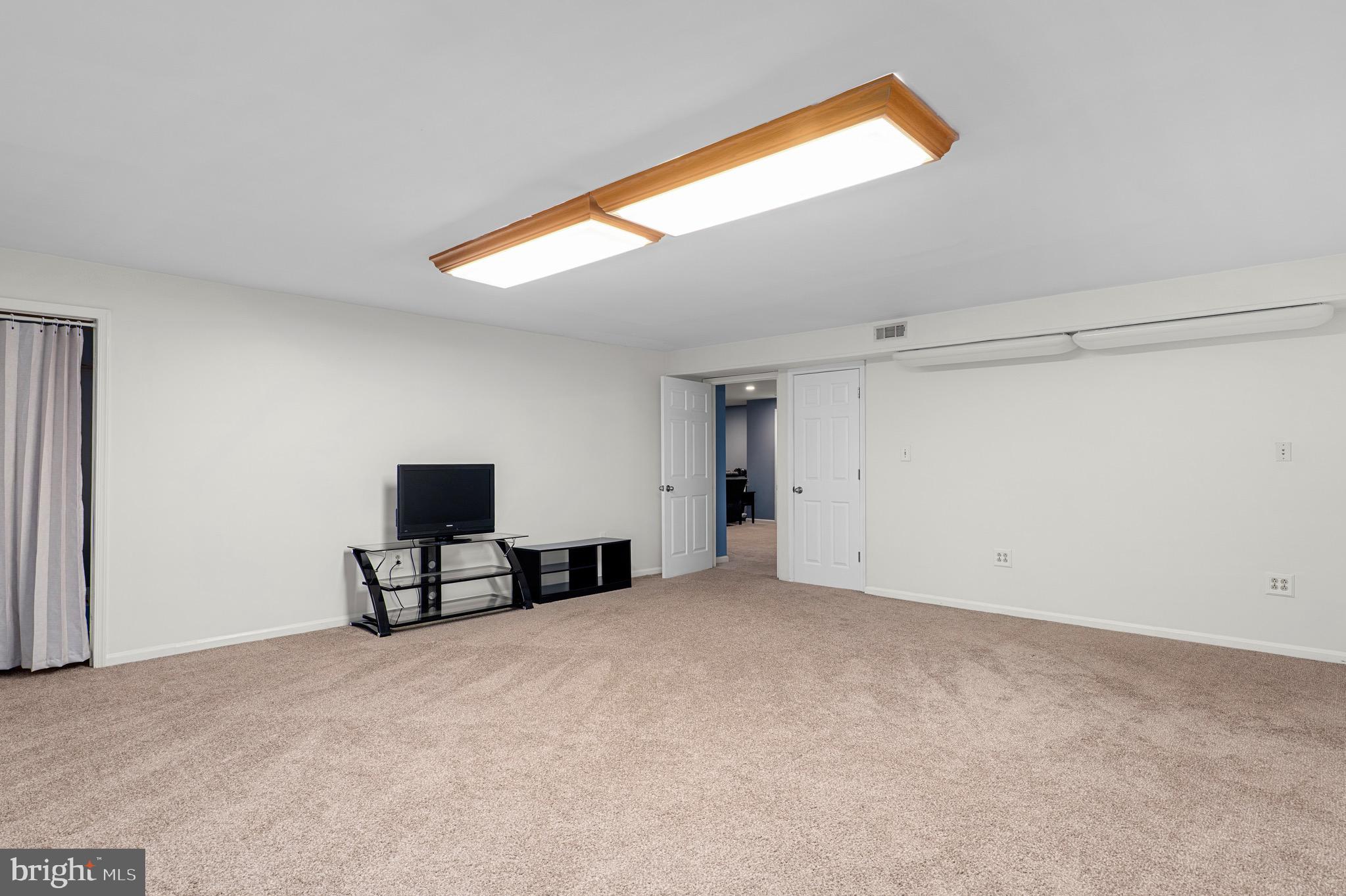 SHANNONDALE - Residential