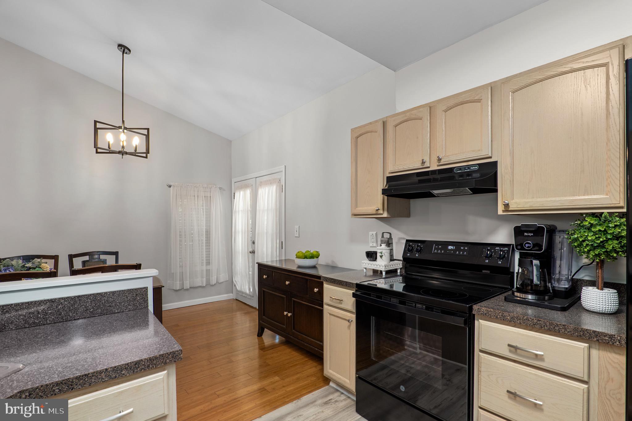 SHANNONDALE - Residential