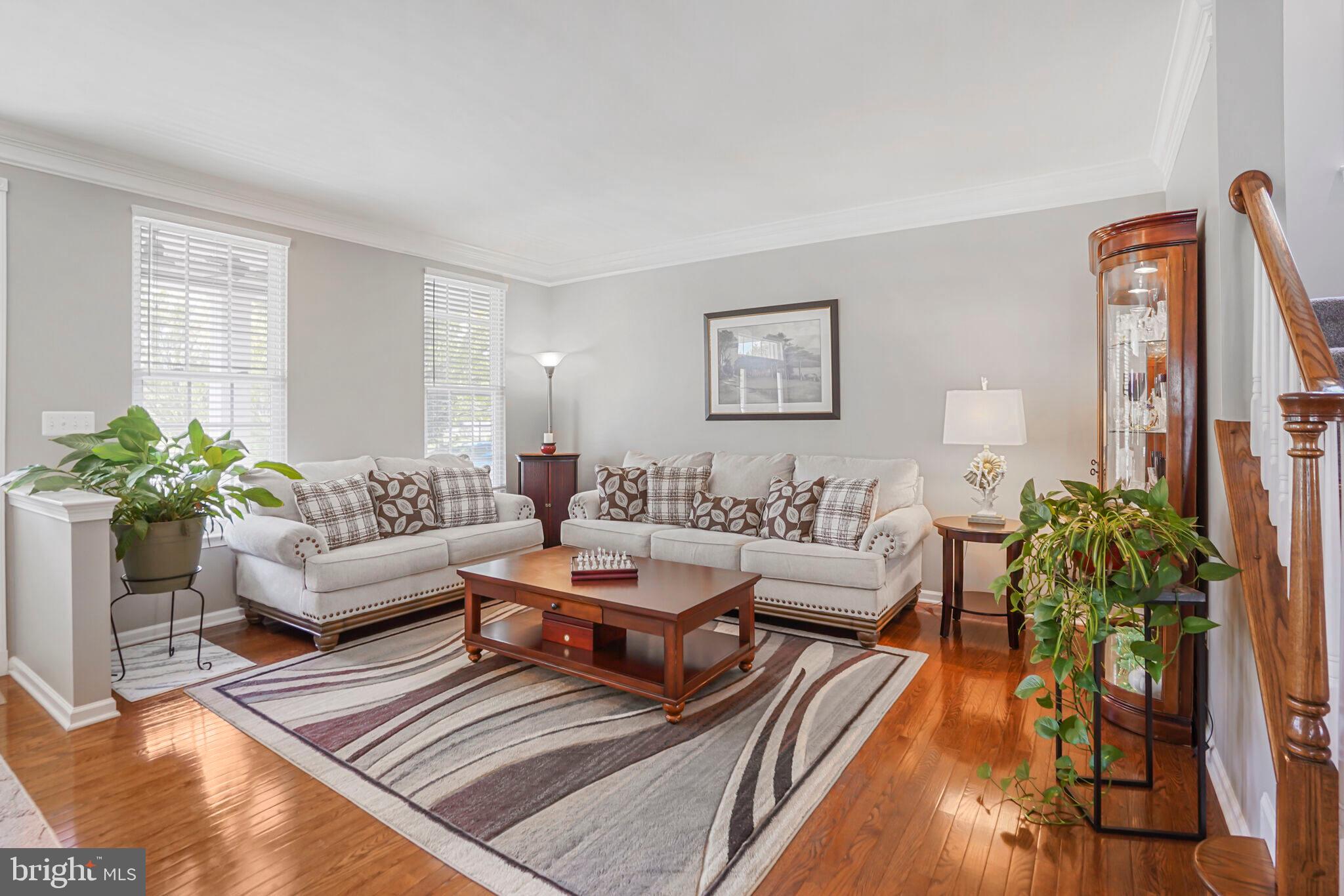 SOUTH RIDING - Residential