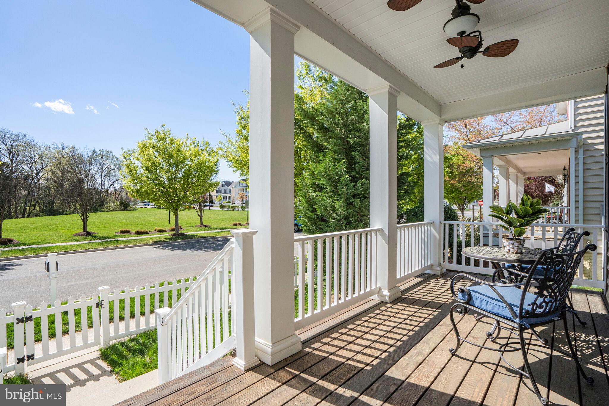 SOUTH RIDING - Residential