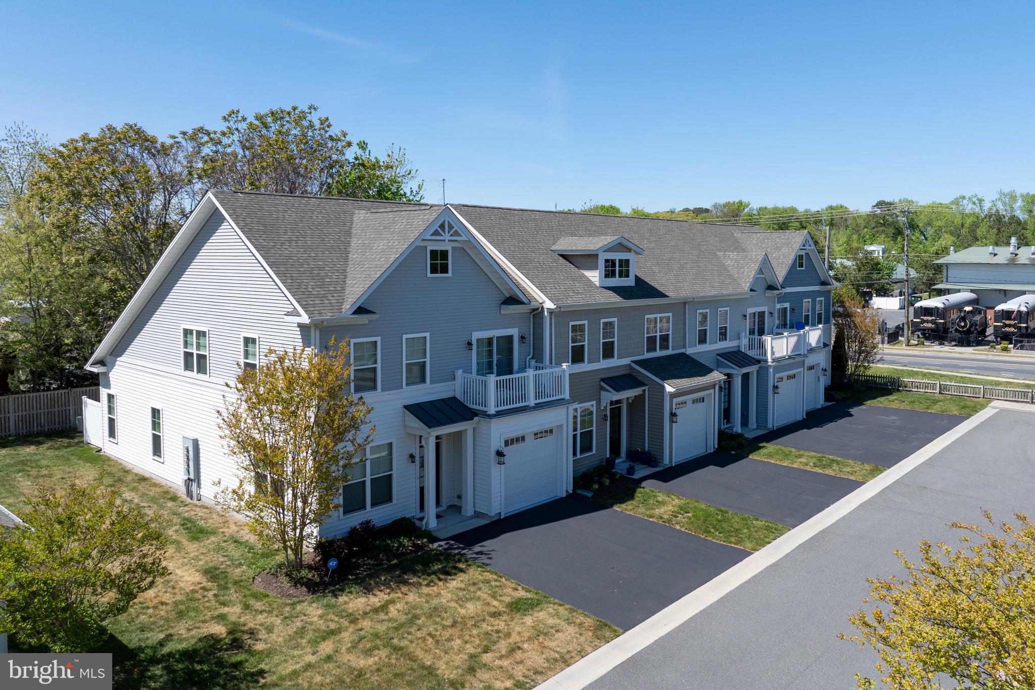 TIDEWATERS - Residential