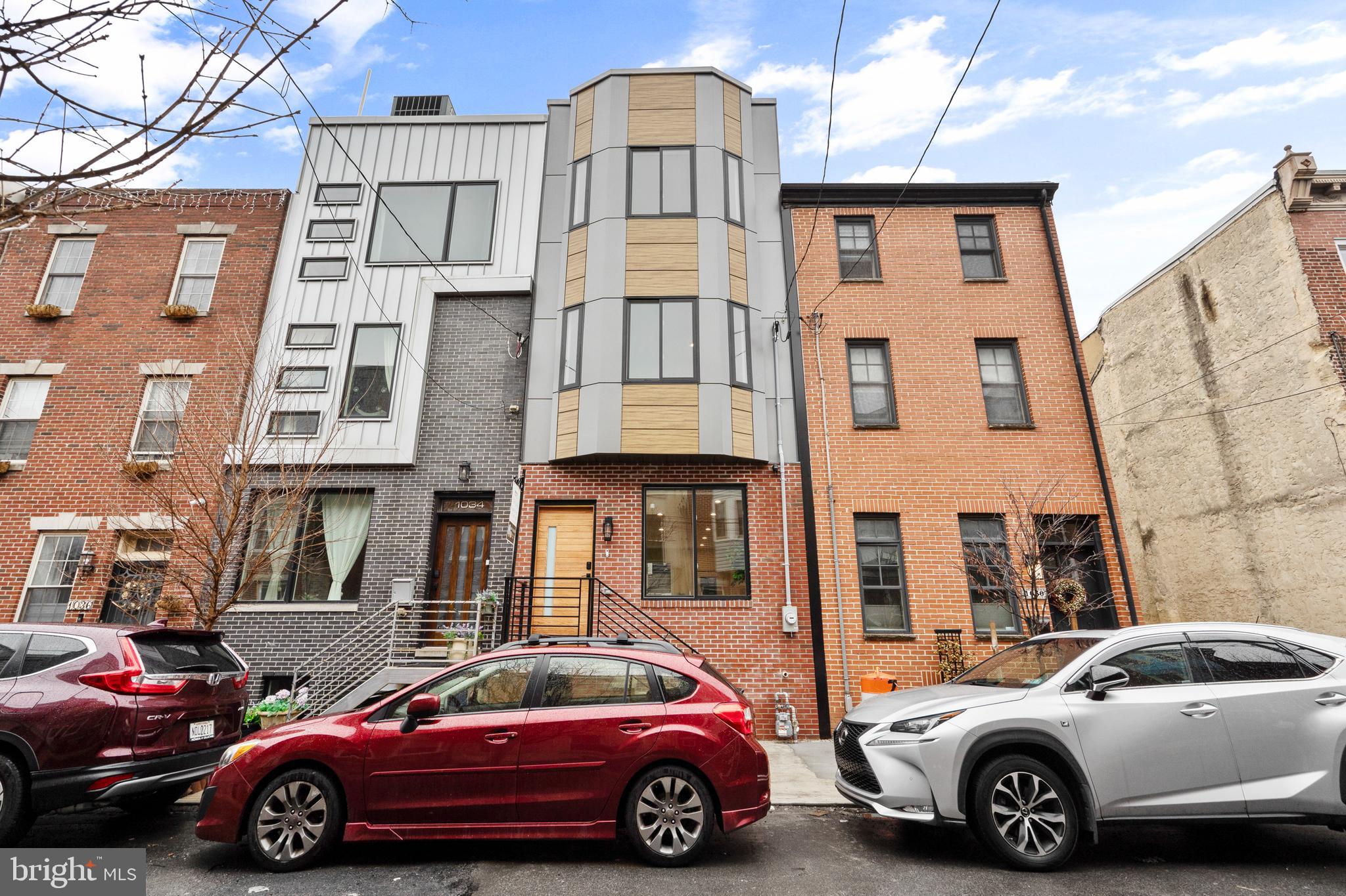 QUEEN VILLAGE - Residential