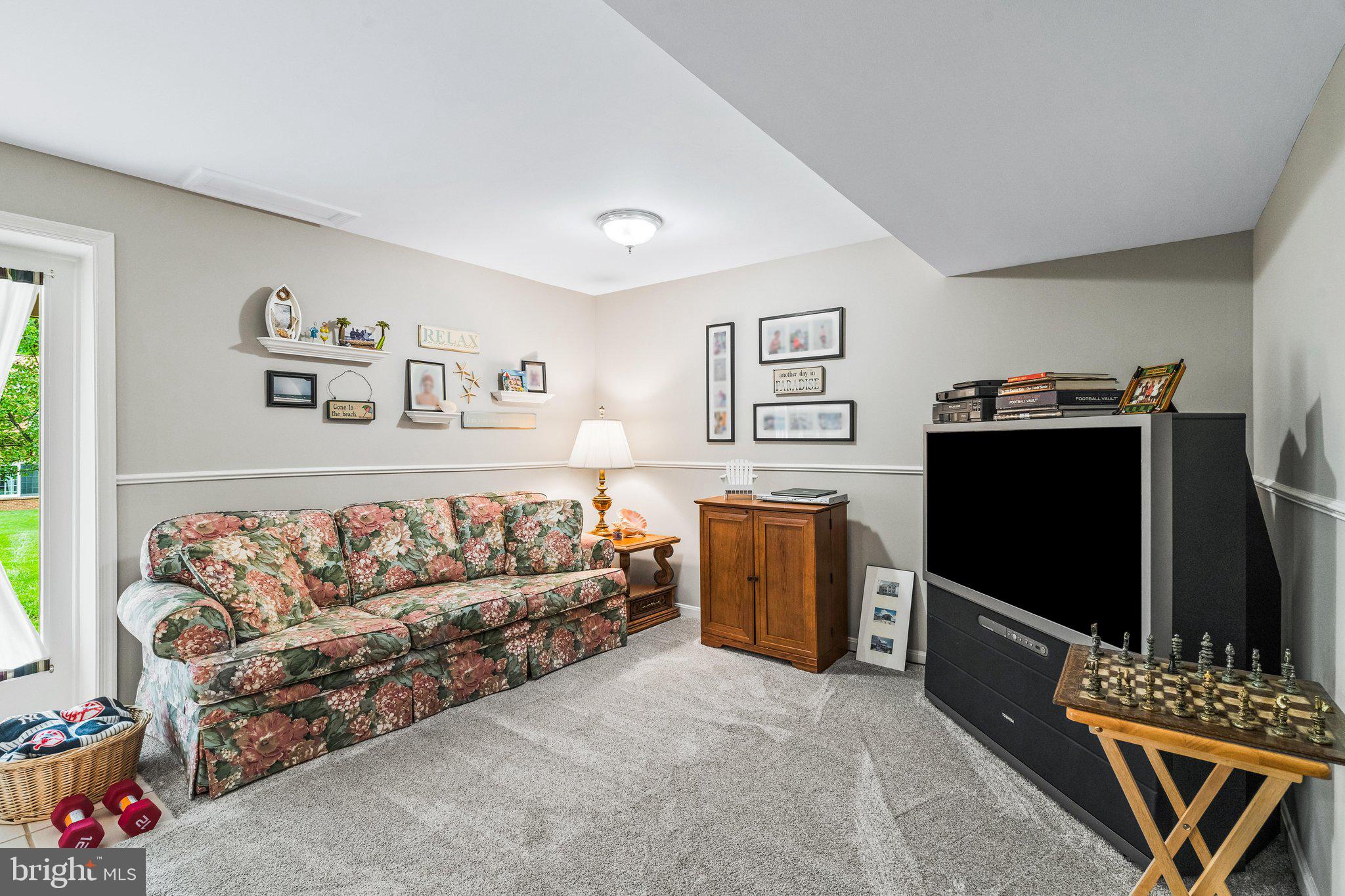 WHITTIER POND - Residential