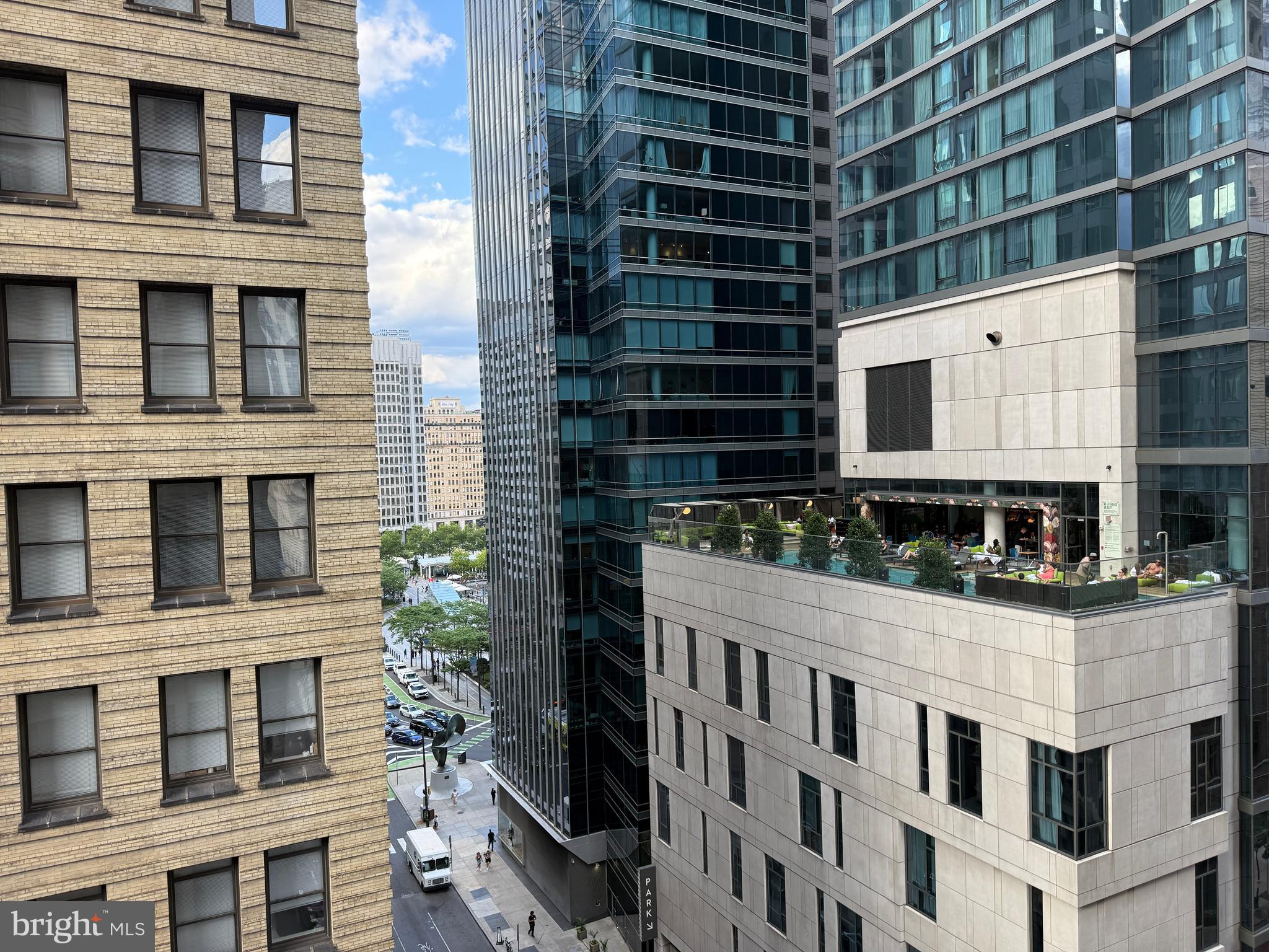 AVENUE OF THE ARTS - Residential