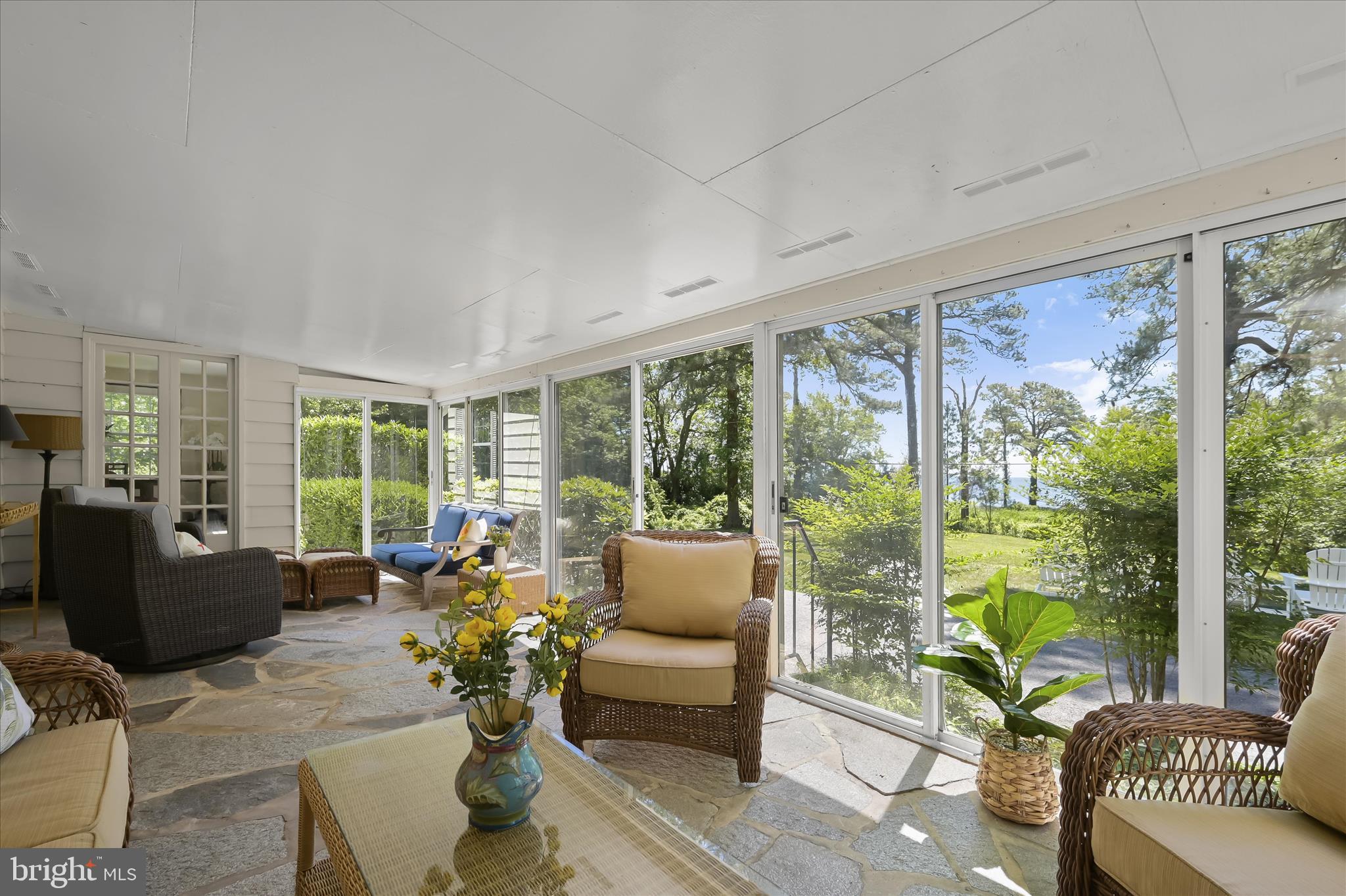 GIBSON ISLAND - Residential