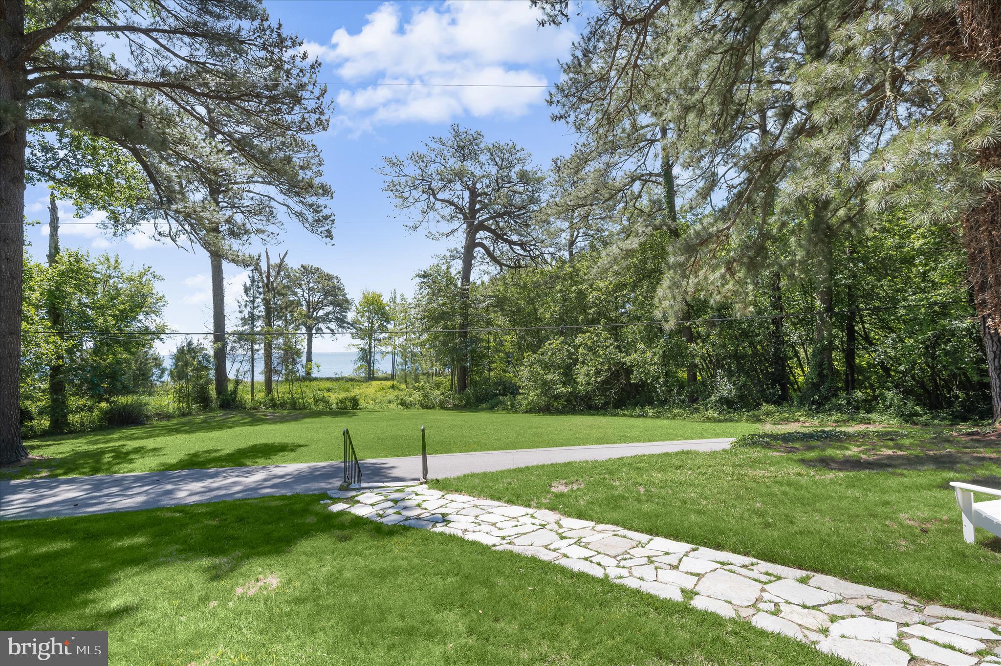 GIBSON ISLAND - Residential