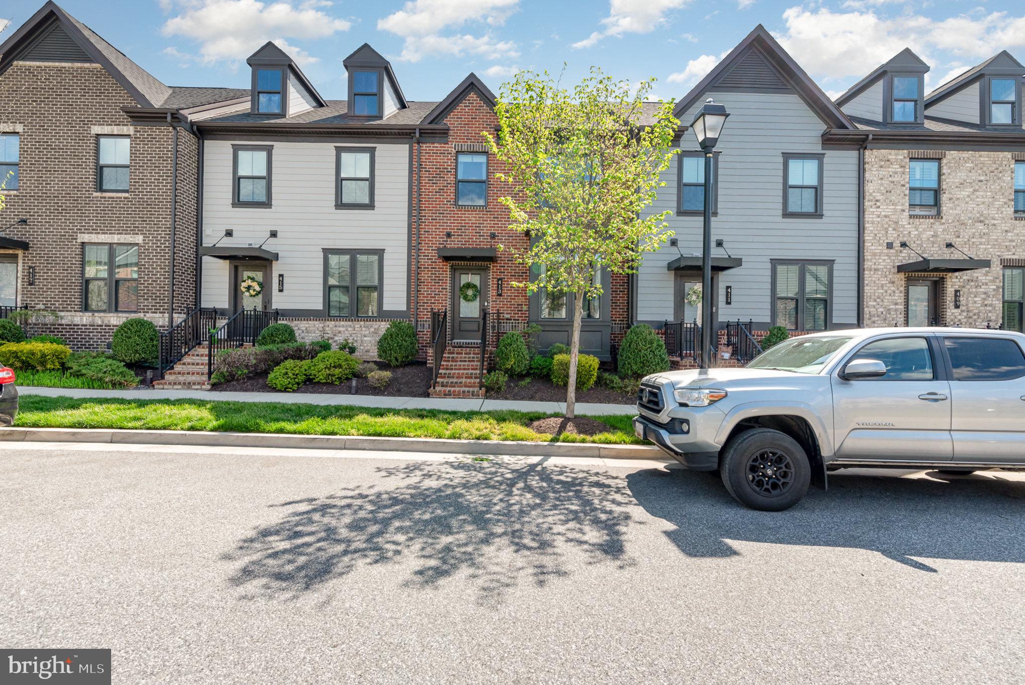 GREENLEIGH AT CROSSROADS - Residential