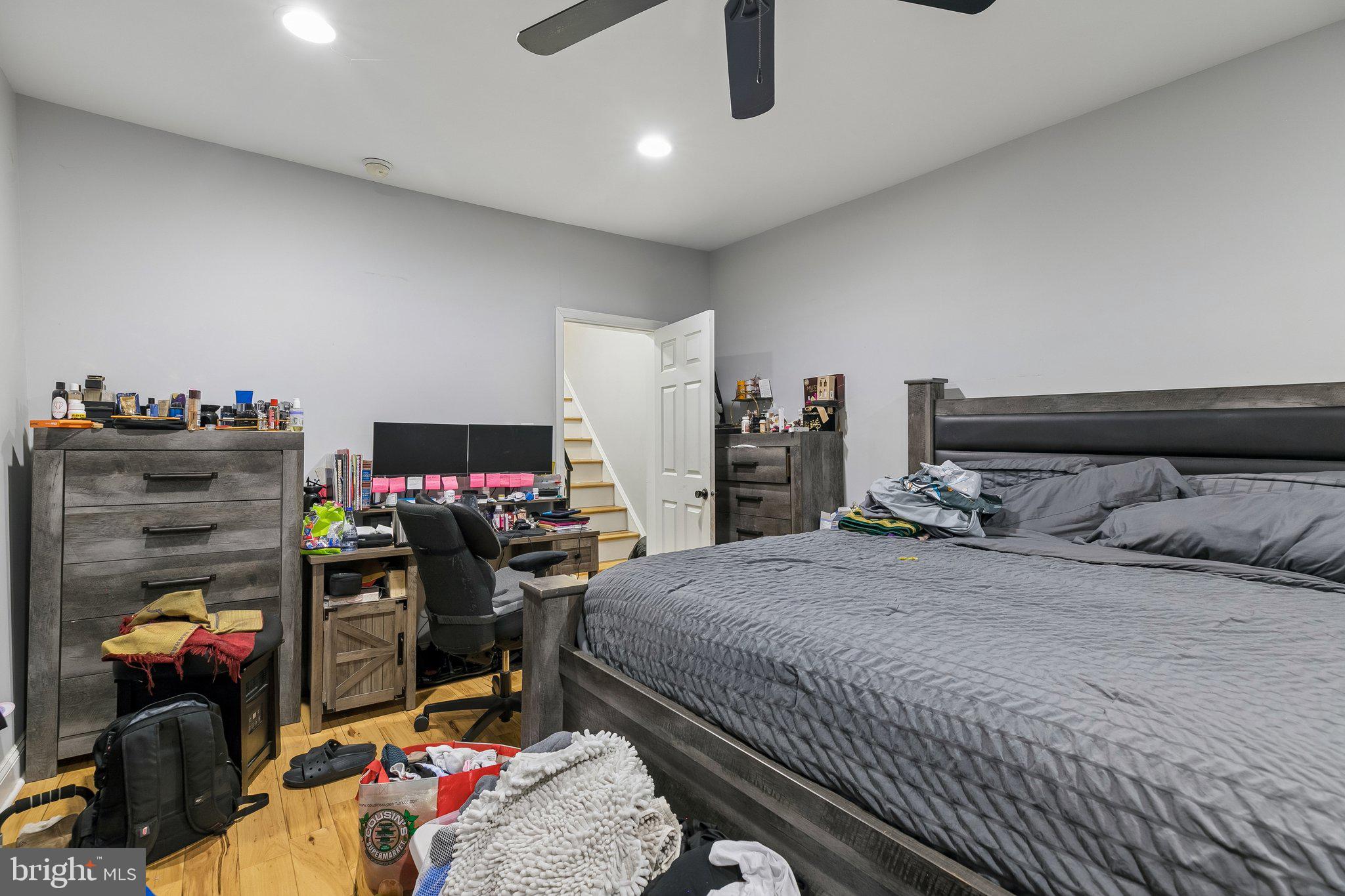 GERMANTOWN (EAST) - Residential