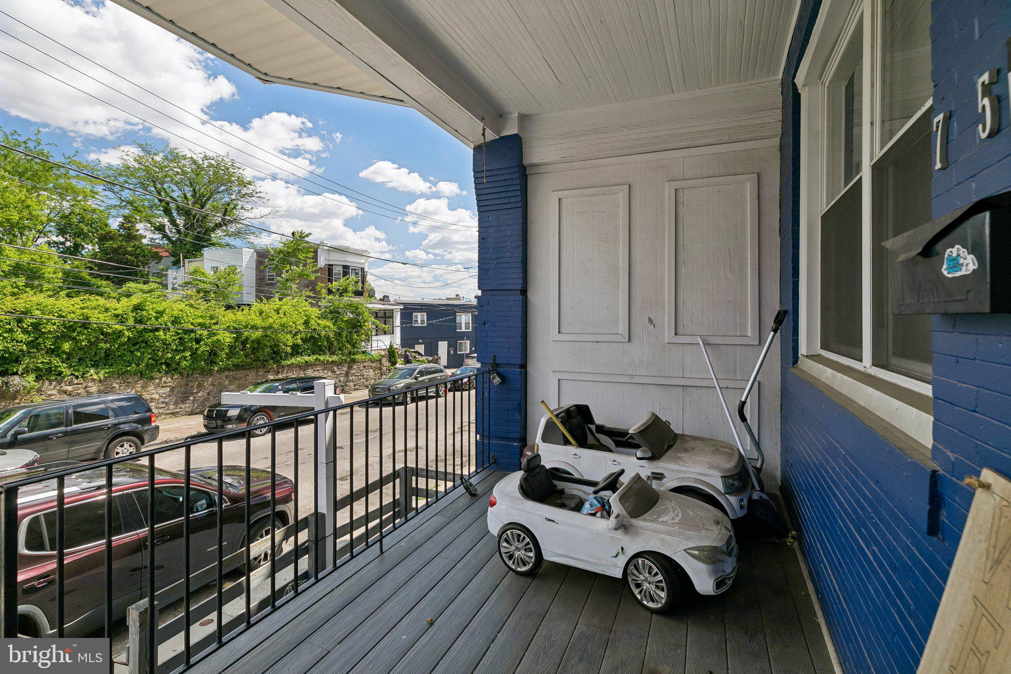 GERMANTOWN (EAST) - Residential