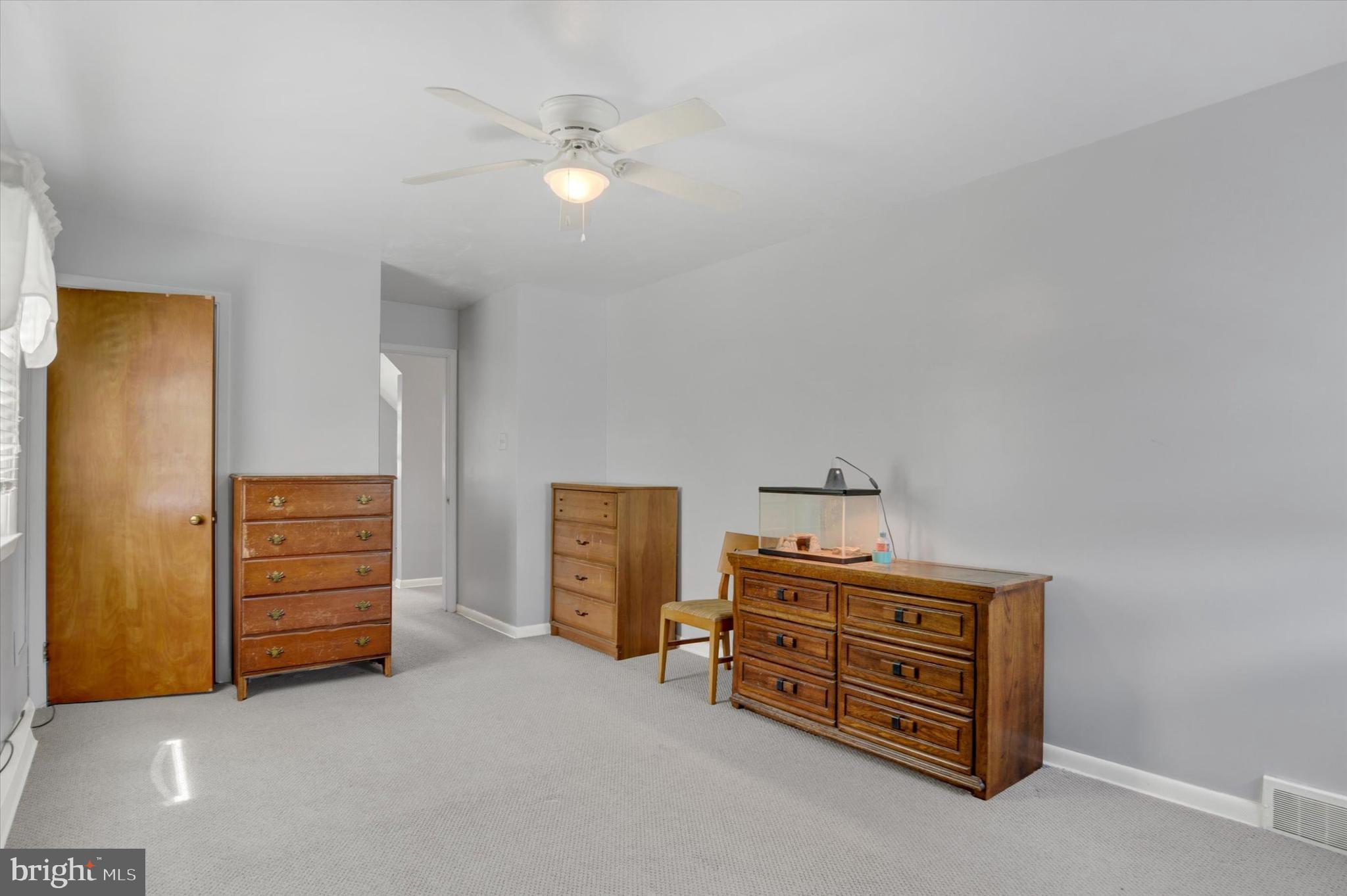 COUNTRY CLUB PARK - Residential