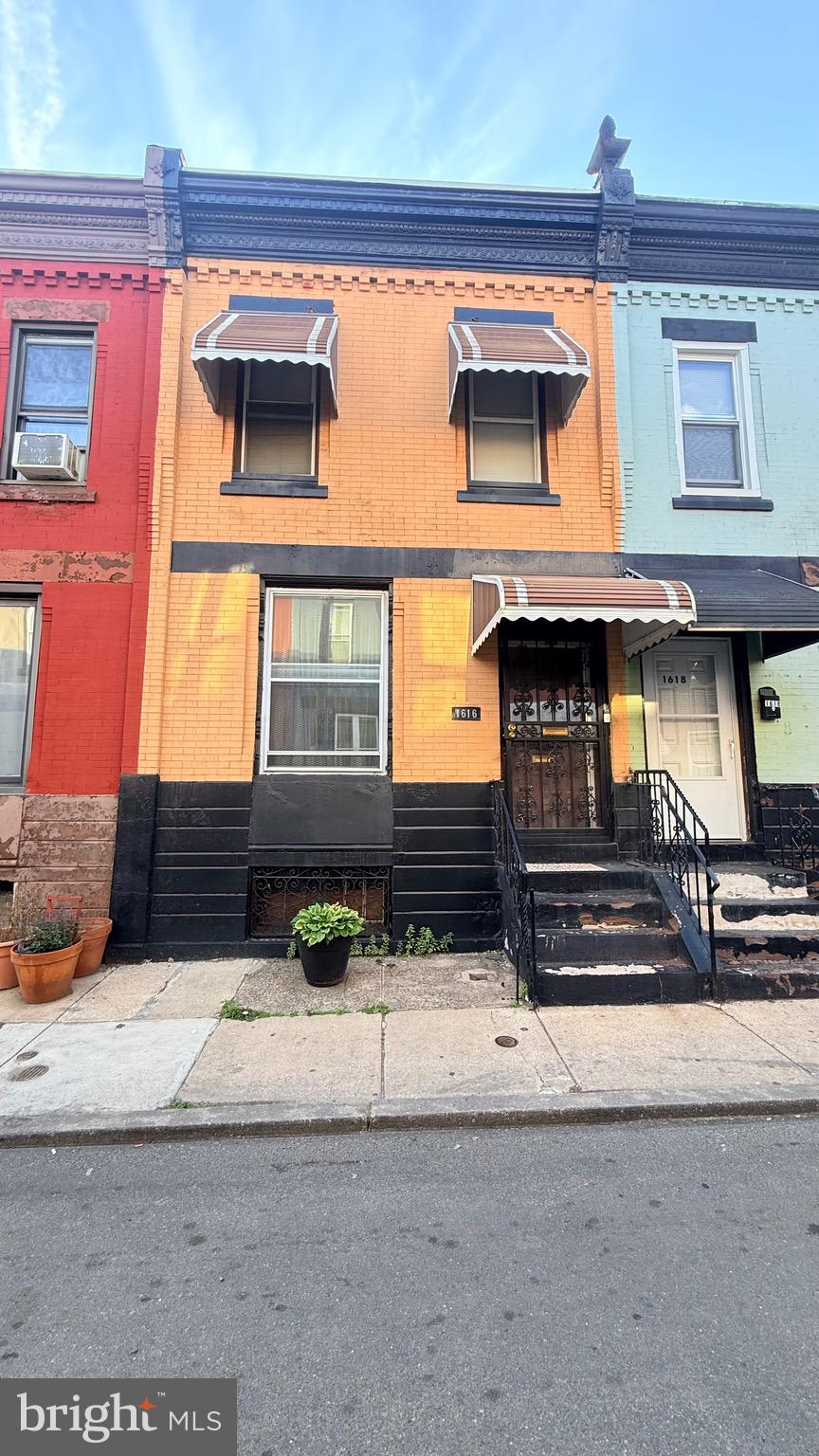 Solid Brewerytown opportunity: 3-bedroom, 1-bath home needing updates and cosmetic rehab. Original layout offers flexible living space, good natural light, and strong potential to increase value with targeted improvements. Ideal for investors or owner-occupants willing to renovate. Convenient to public transit, restaurants, and neighborhood amenities. This is an estate sale, sold as-is; bring your contractor and vision.