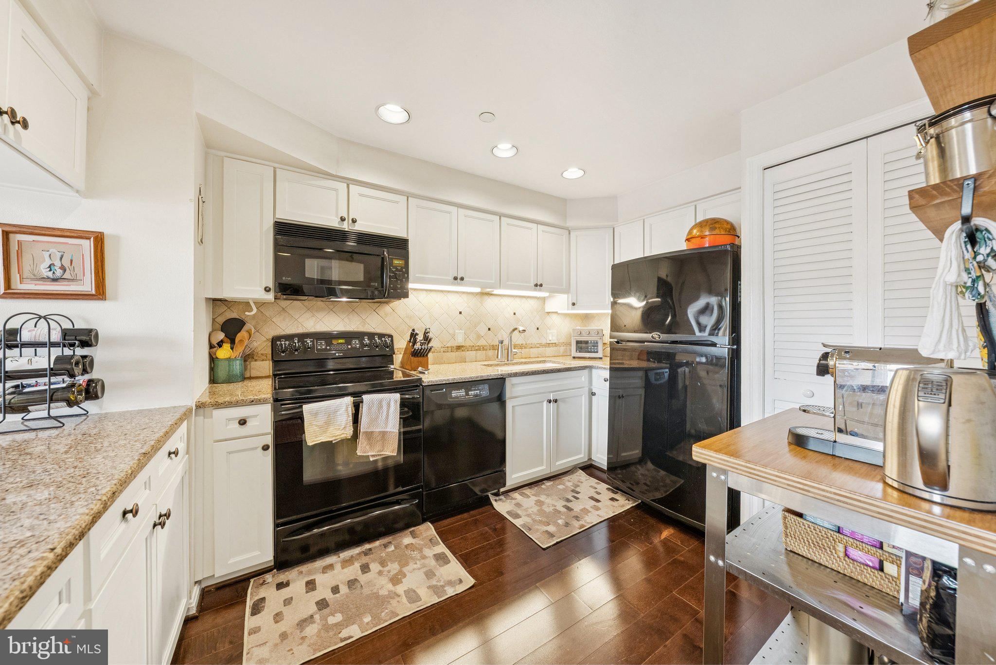 WOODBURY HEIGHTS - Residential
