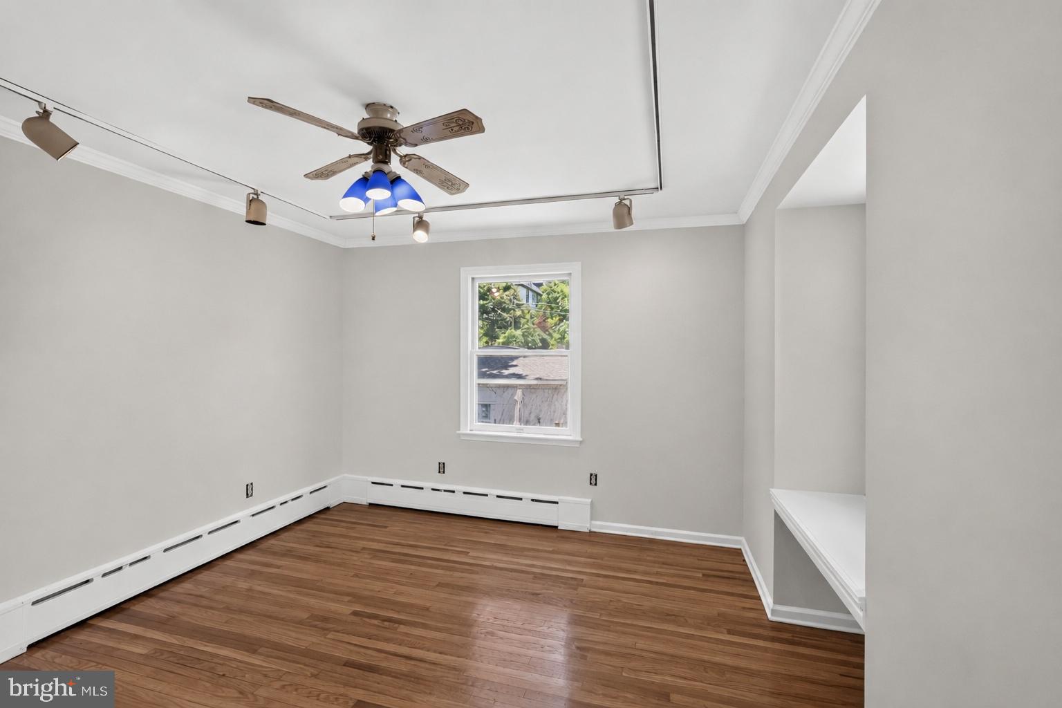 ELKINS PARK - Residential
