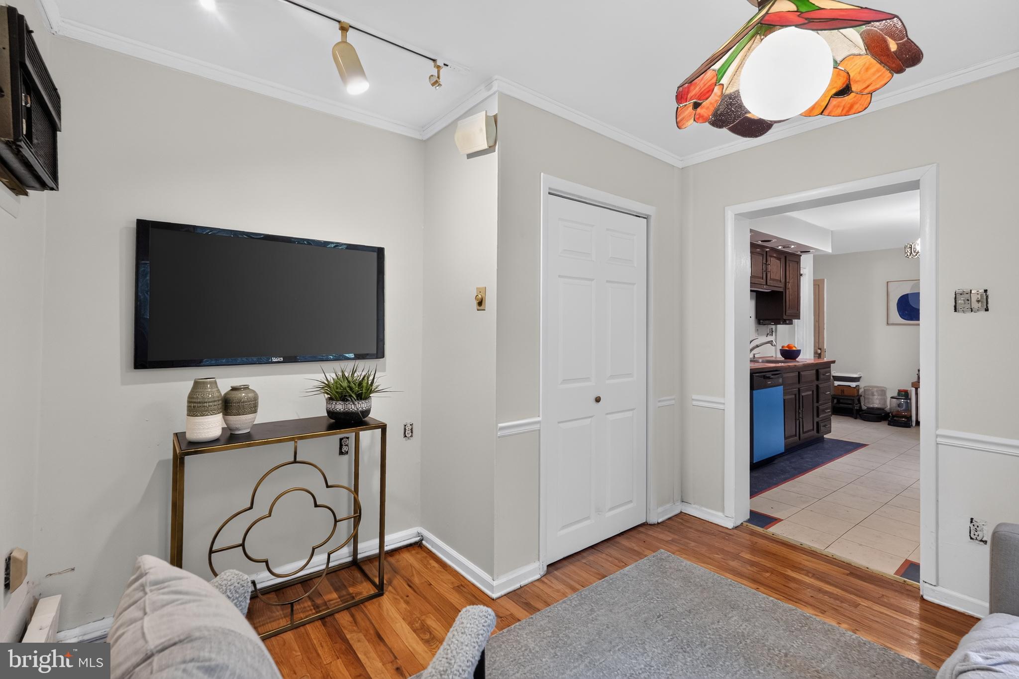 ELKINS PARK - Residential