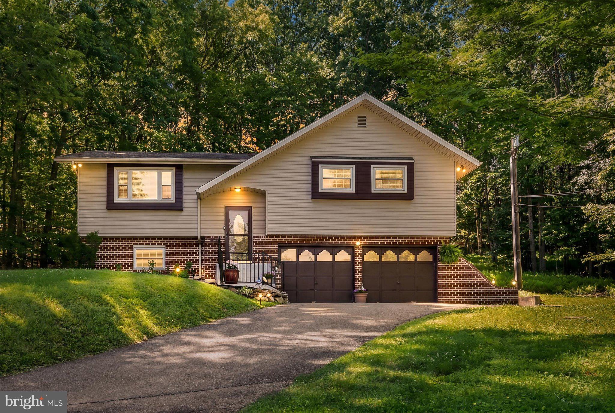 LAKE WYNONAH - Residential