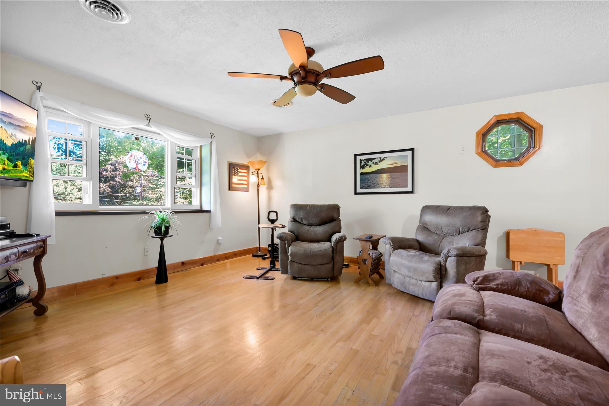 LAKE WYNONAH - Residential