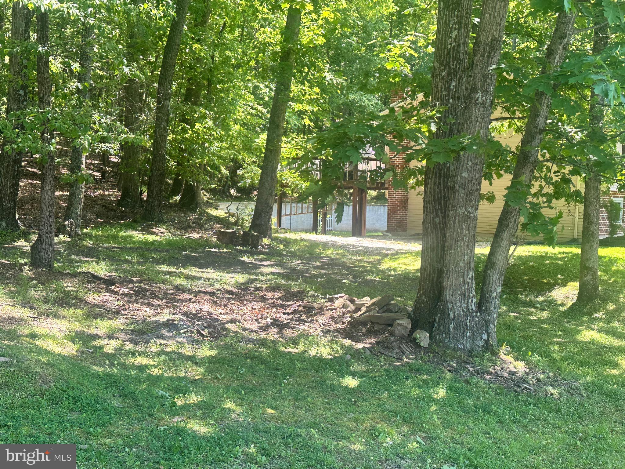 LAKE WYNONAH - Residential
