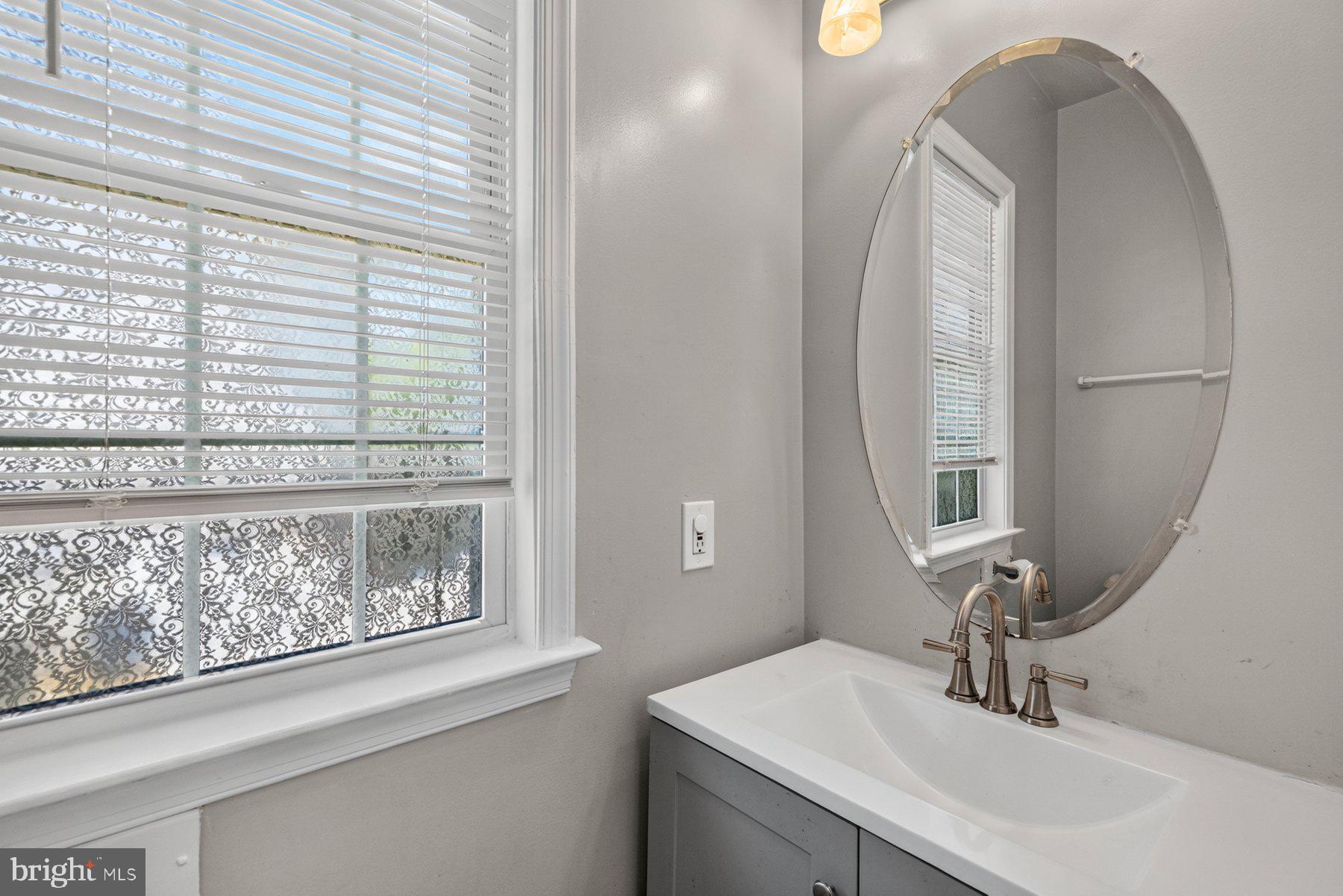 CARNEY/PARKVILLE - Residential