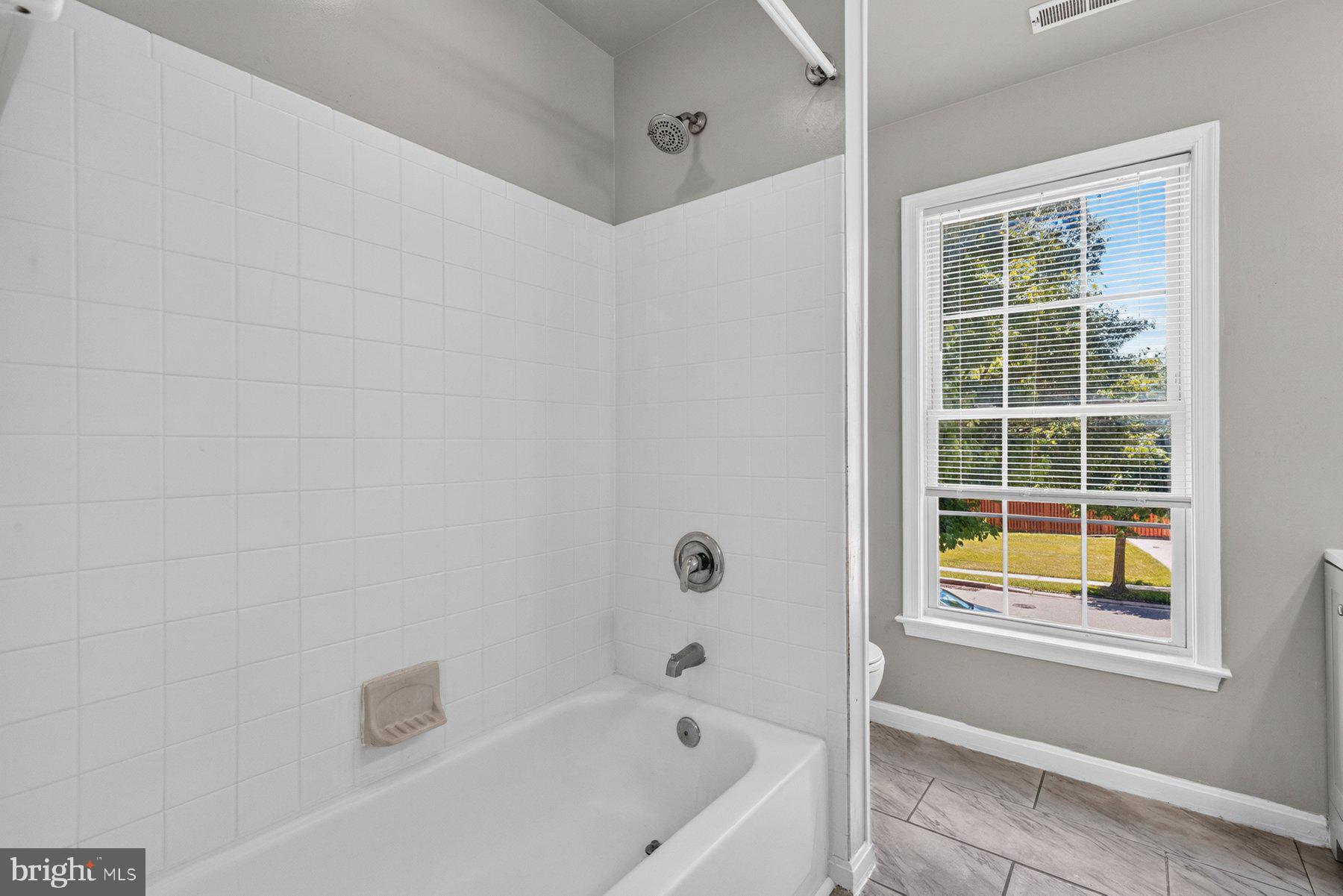 CARNEY/PARKVILLE - Residential