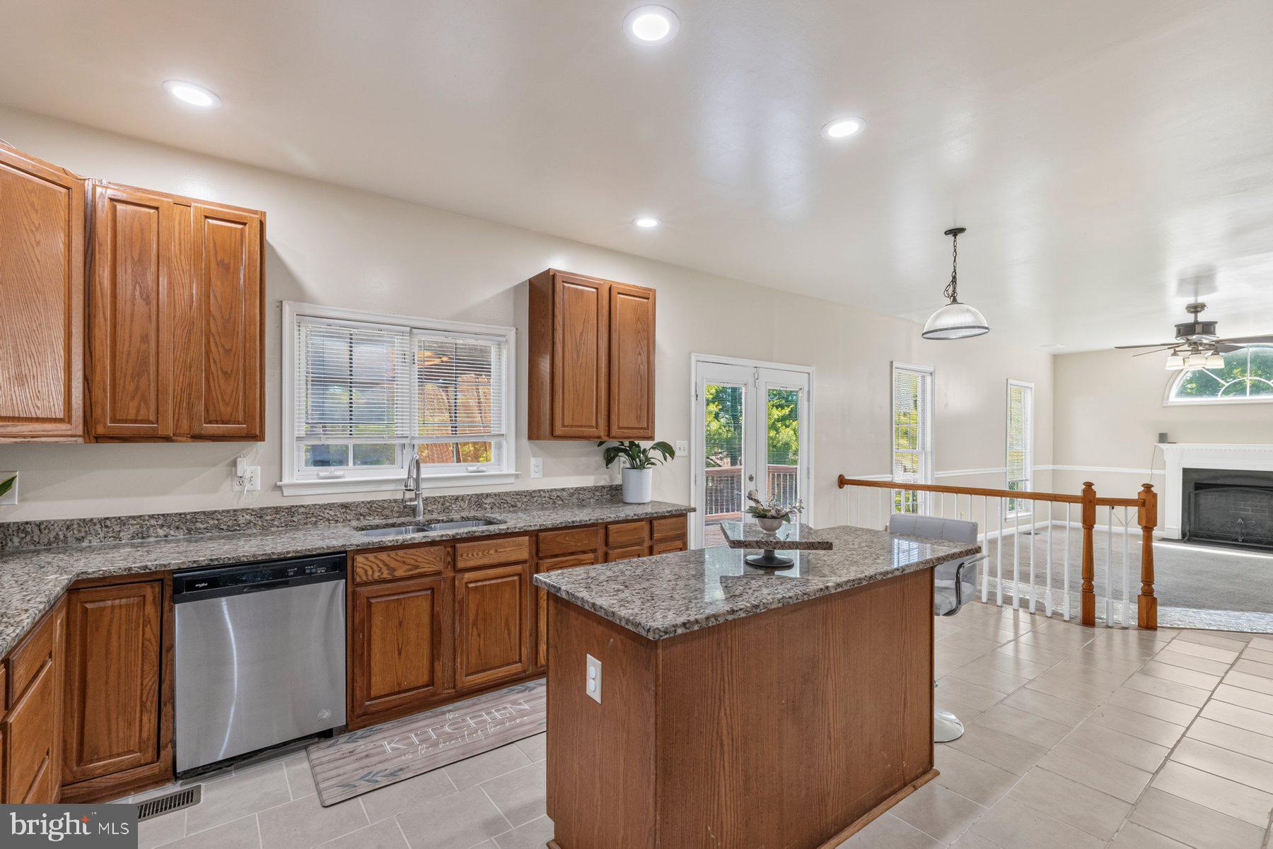CARNEY/PARKVILLE - Residential