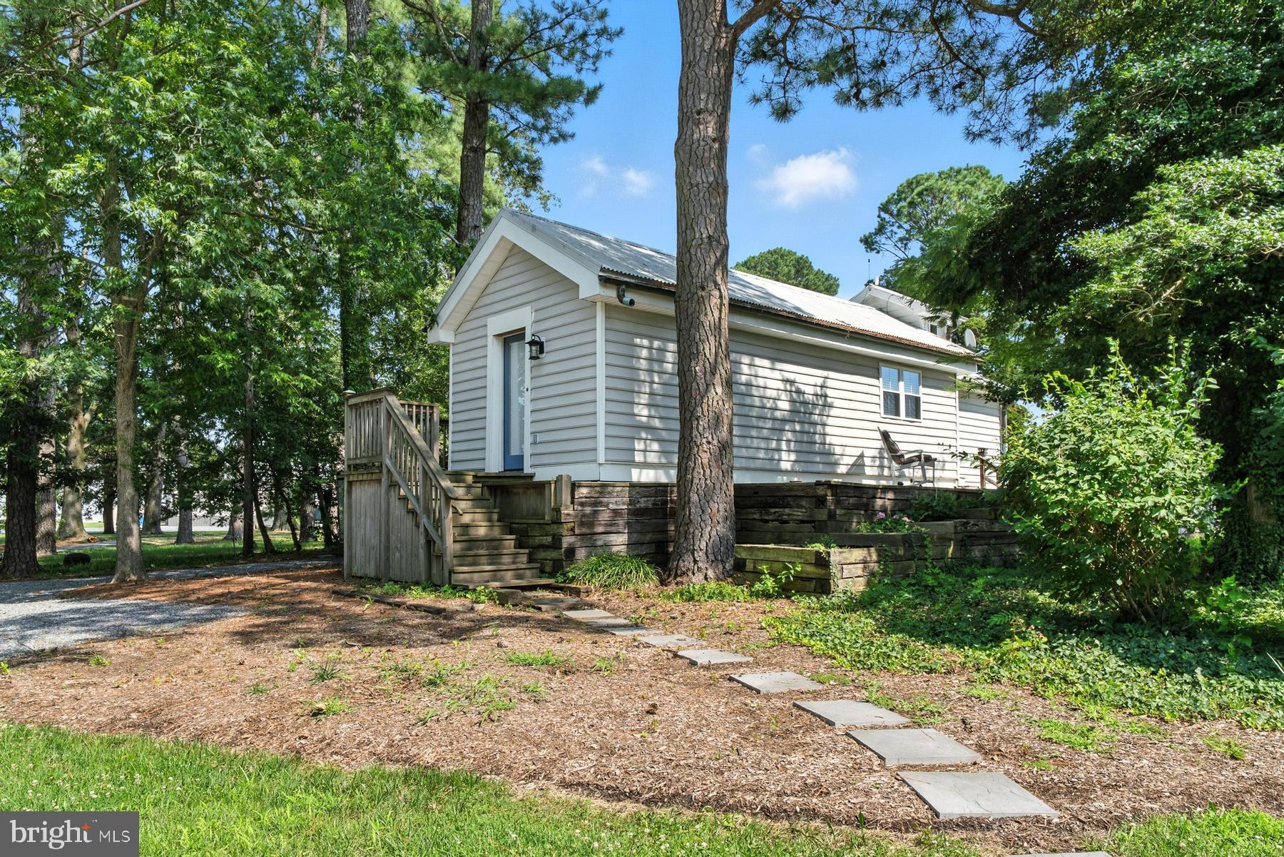 FERRY NECK - Residential