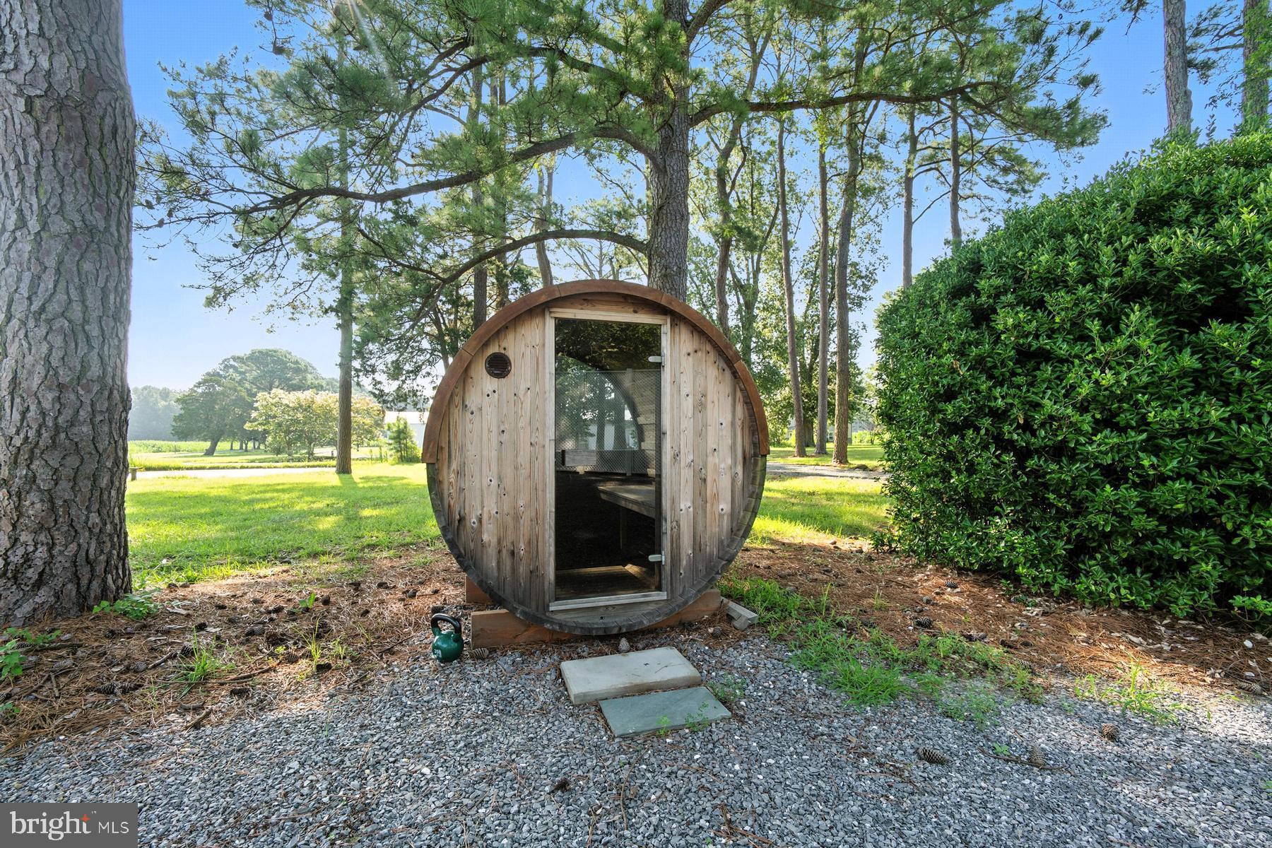 FERRY NECK - Residential