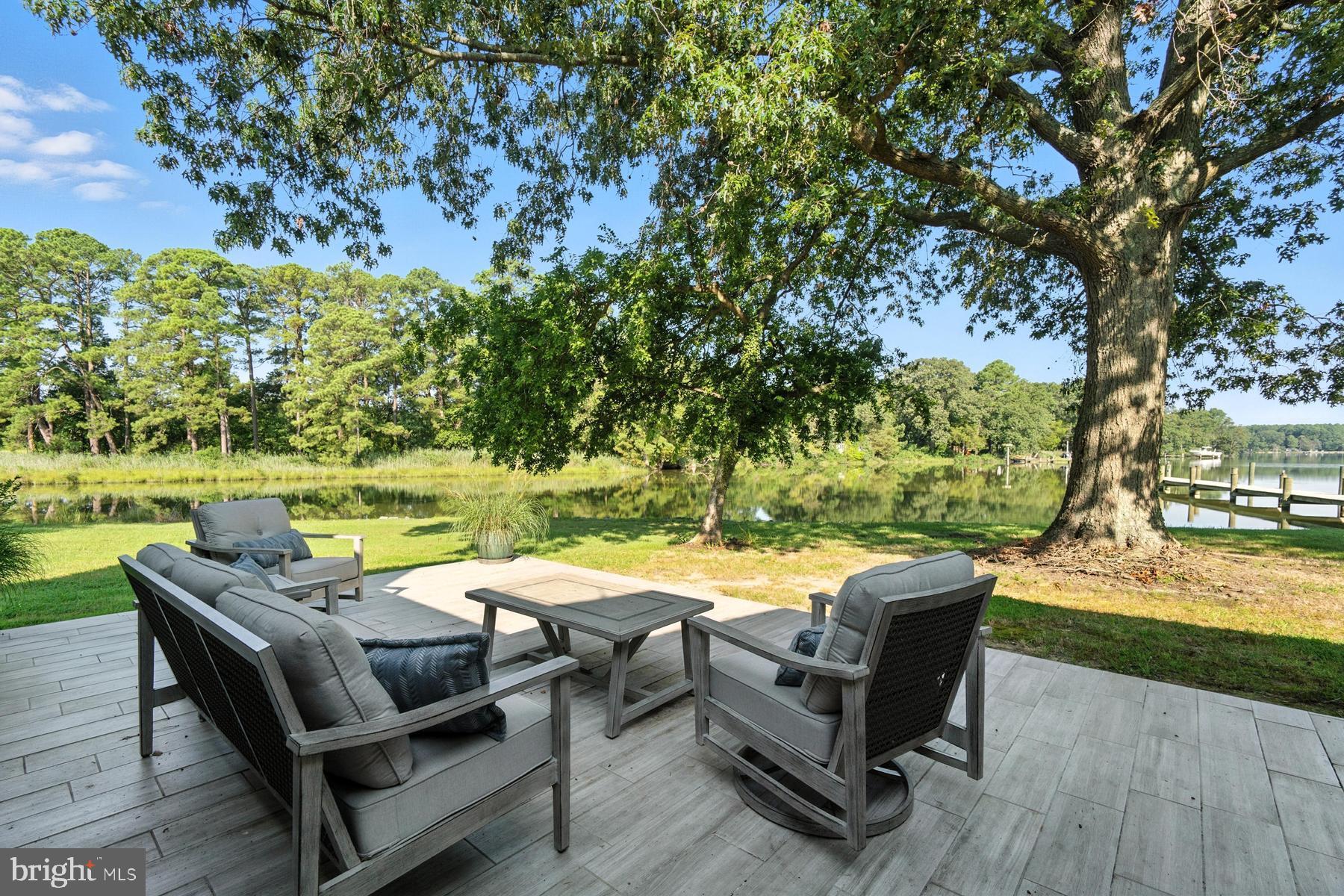 FERRY NECK - Residential