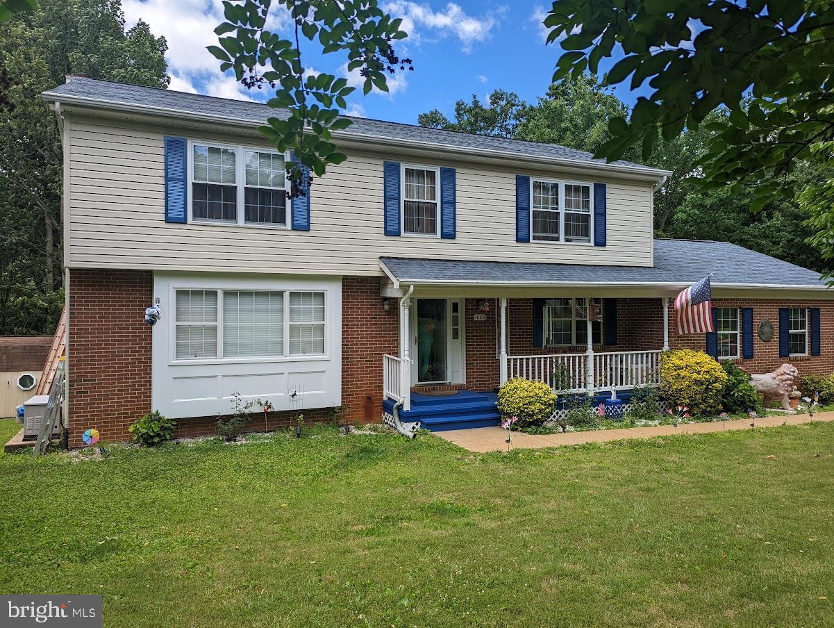 BAYVIEW ESTATES - Residential Lease