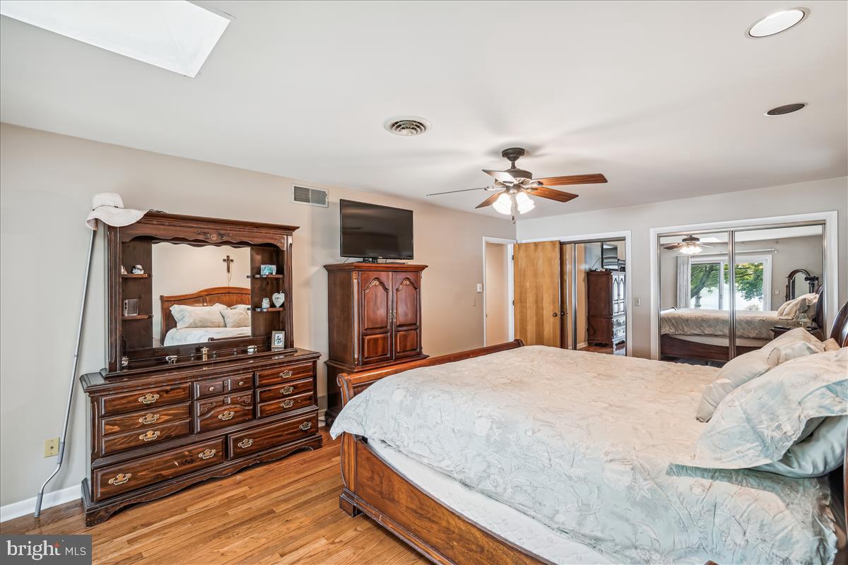 GOVERNOR GRASON MANOR - Residential