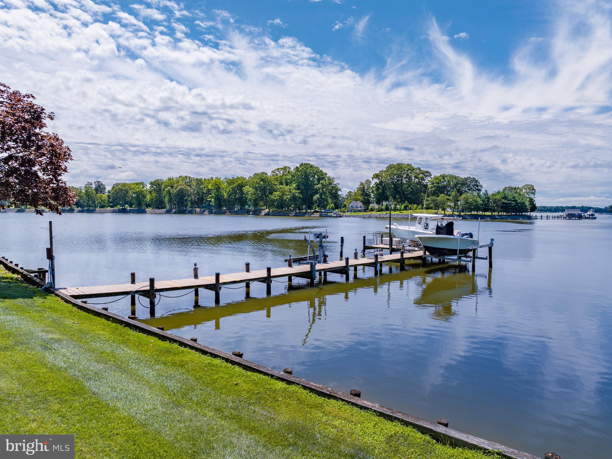 GOVERNOR GRASON MANOR - Residential