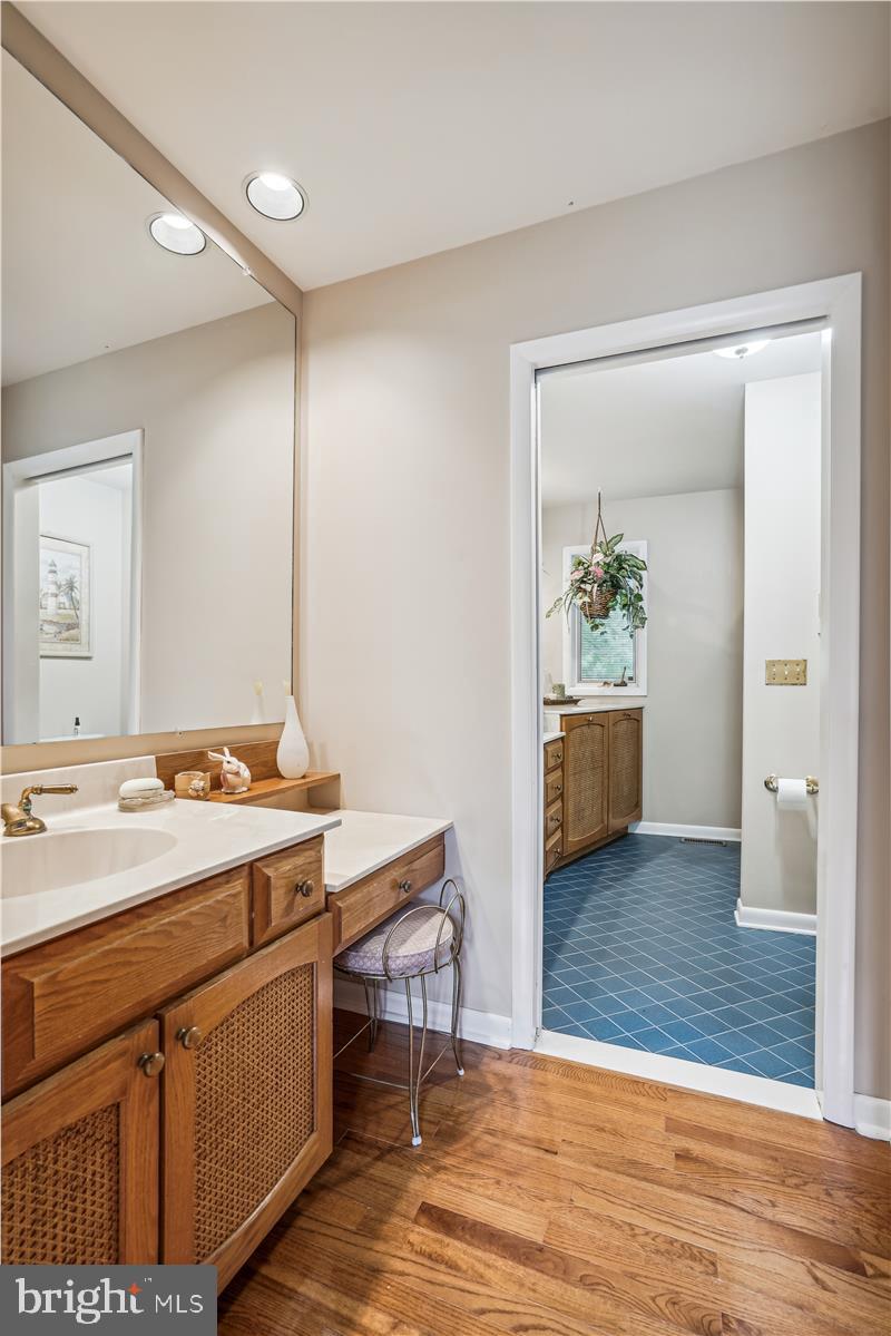 GOVERNOR GRASON MANOR - Residential
