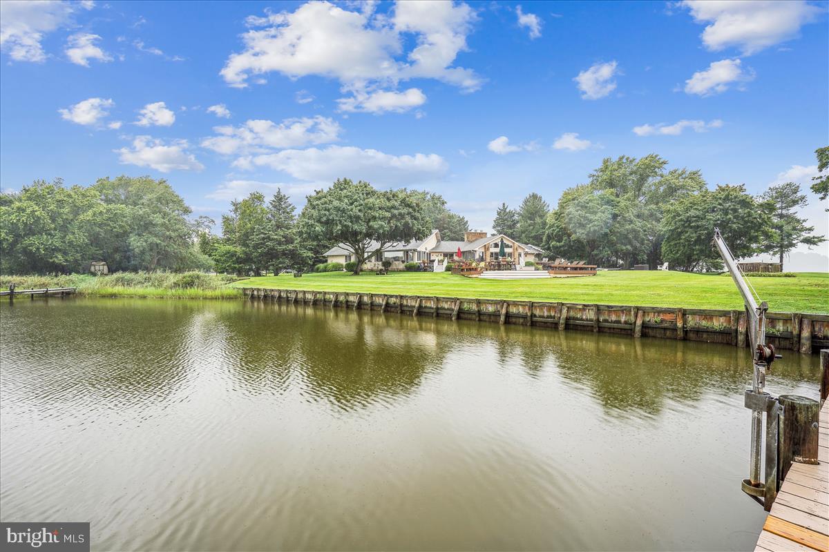 GOVERNOR GRASON MANOR - Residential