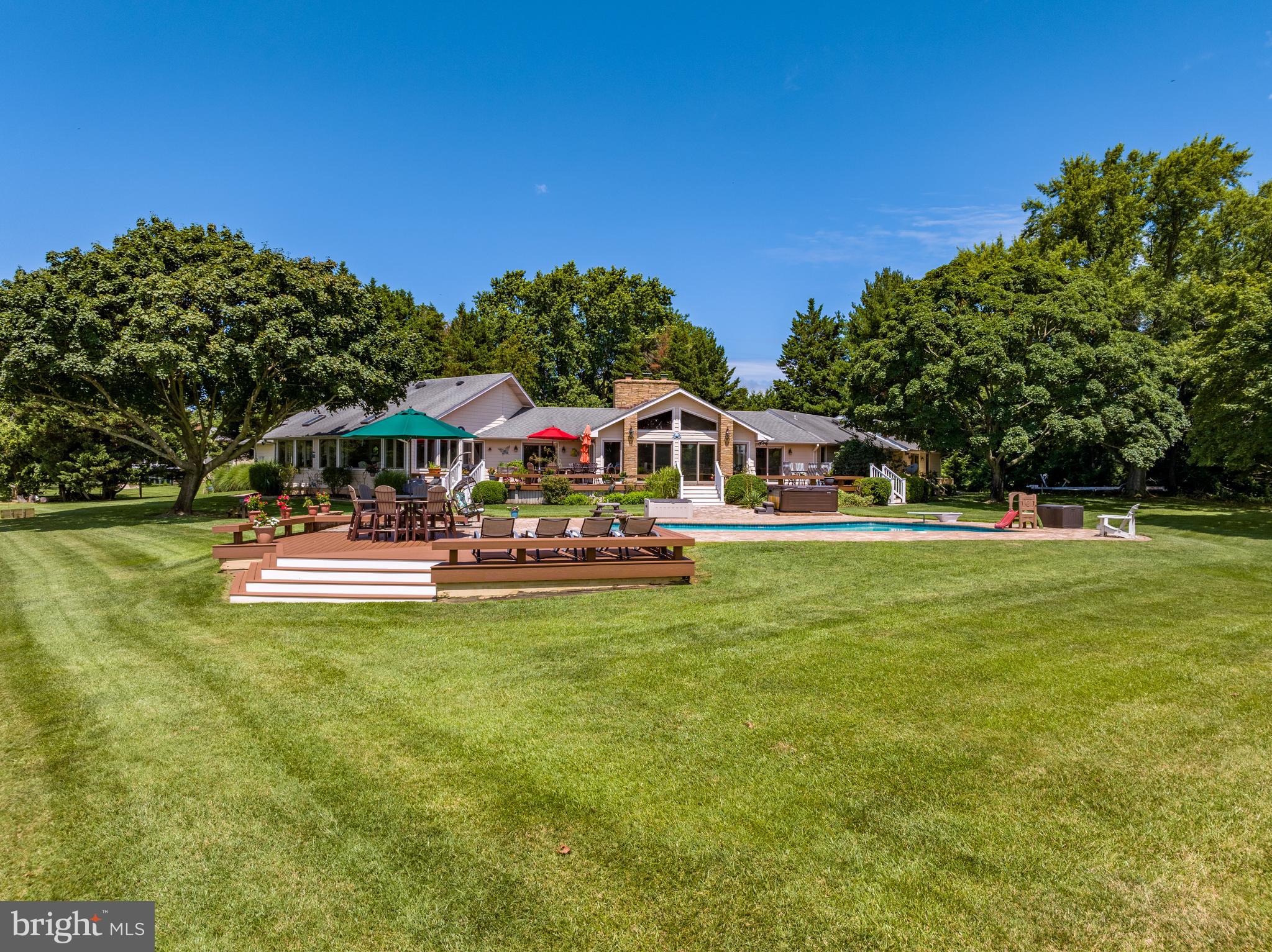 GOVERNOR GRASON MANOR - Residential