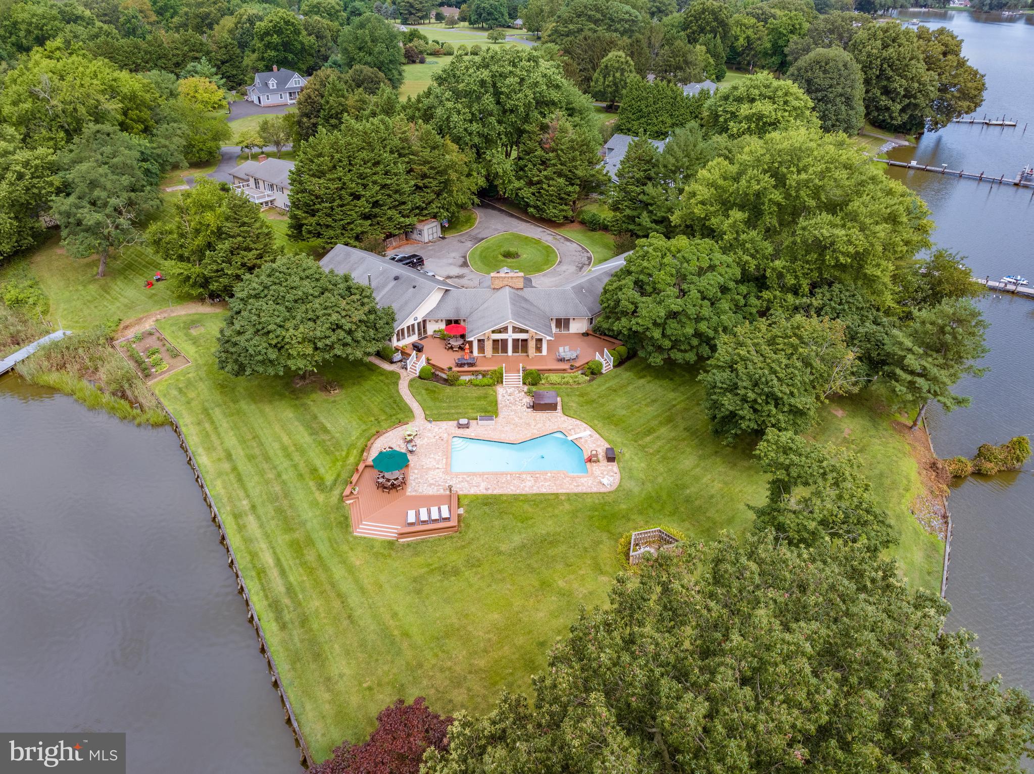 GOVERNOR GRASON MANOR - Residential