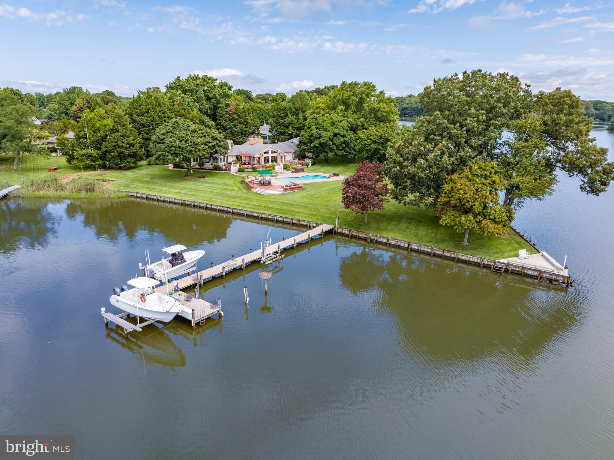 GOVERNOR GRASON MANOR - Residential
