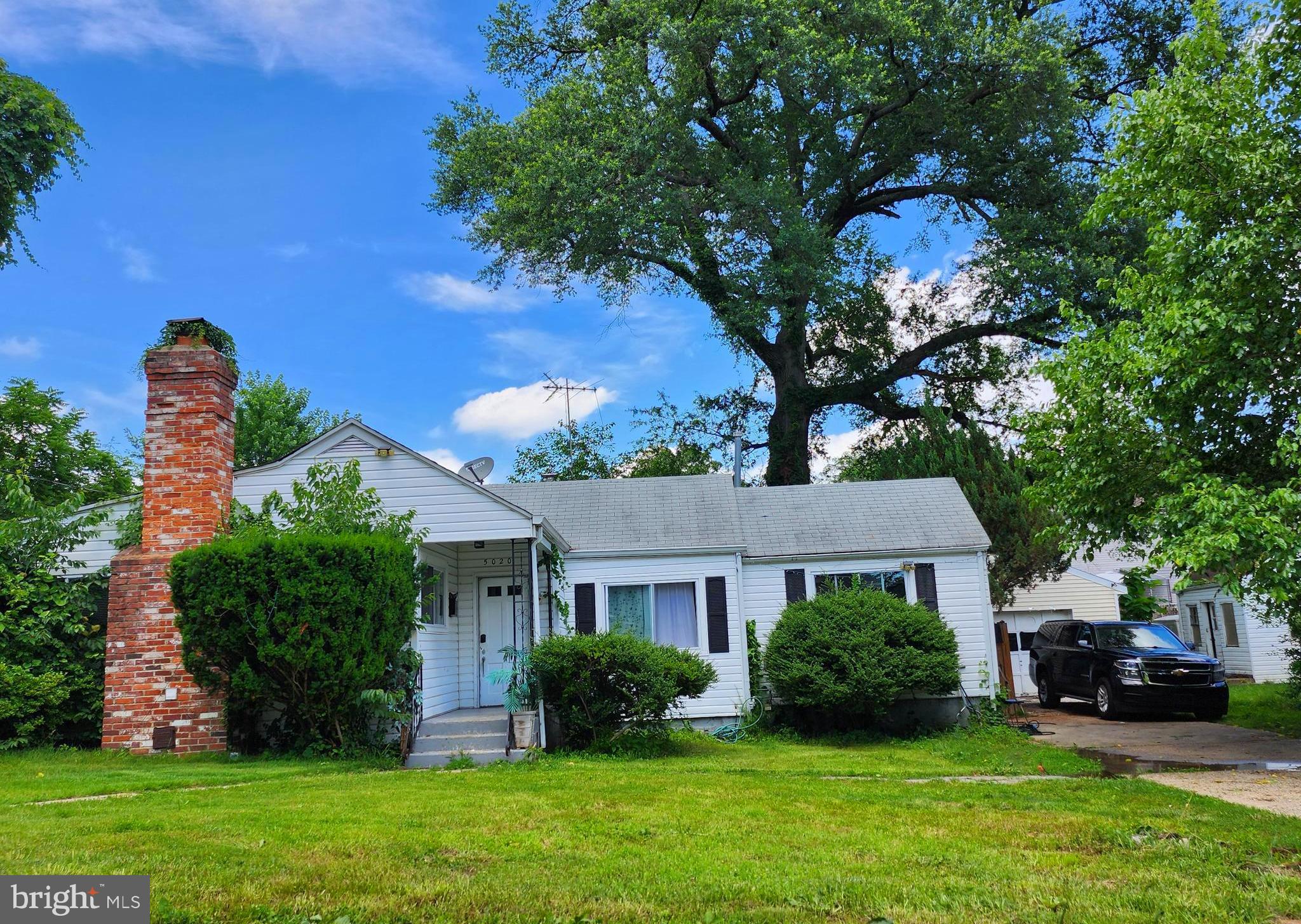 AS IS-3 Bedrooms and 1 Bath, Large Kitchen and Living Room with Fireplace and Hardwood Floors. Plenty of parking. AS-IS.   Convenient to University of Maryland campus and public transportation.  Down the Street from LIDL and Roots Supermarkets, Looney's and other gathering spots , Restaurants, and the CVS Pharmacy on Route 1.