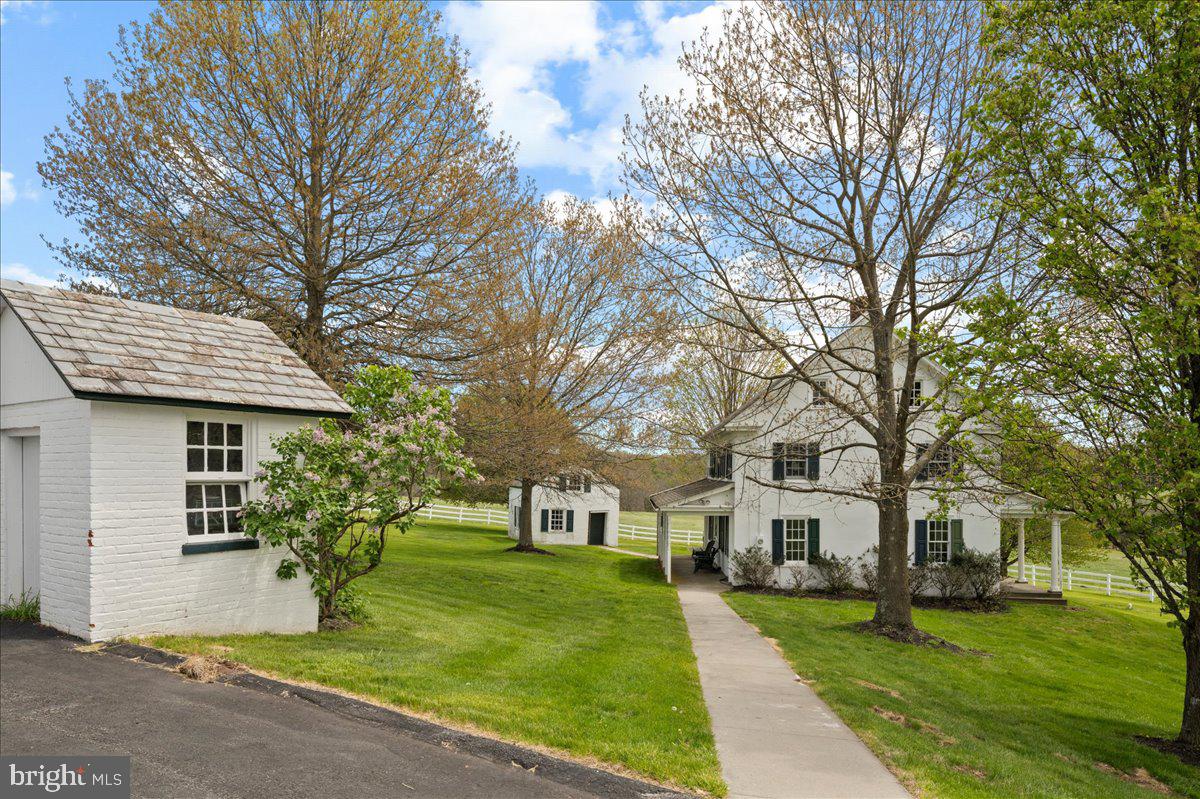KINTNERSVILLE - Residential