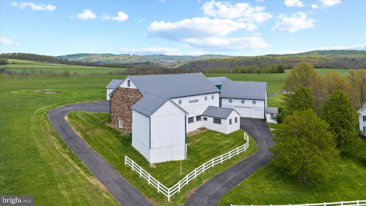KINTNERSVILLE - Residential