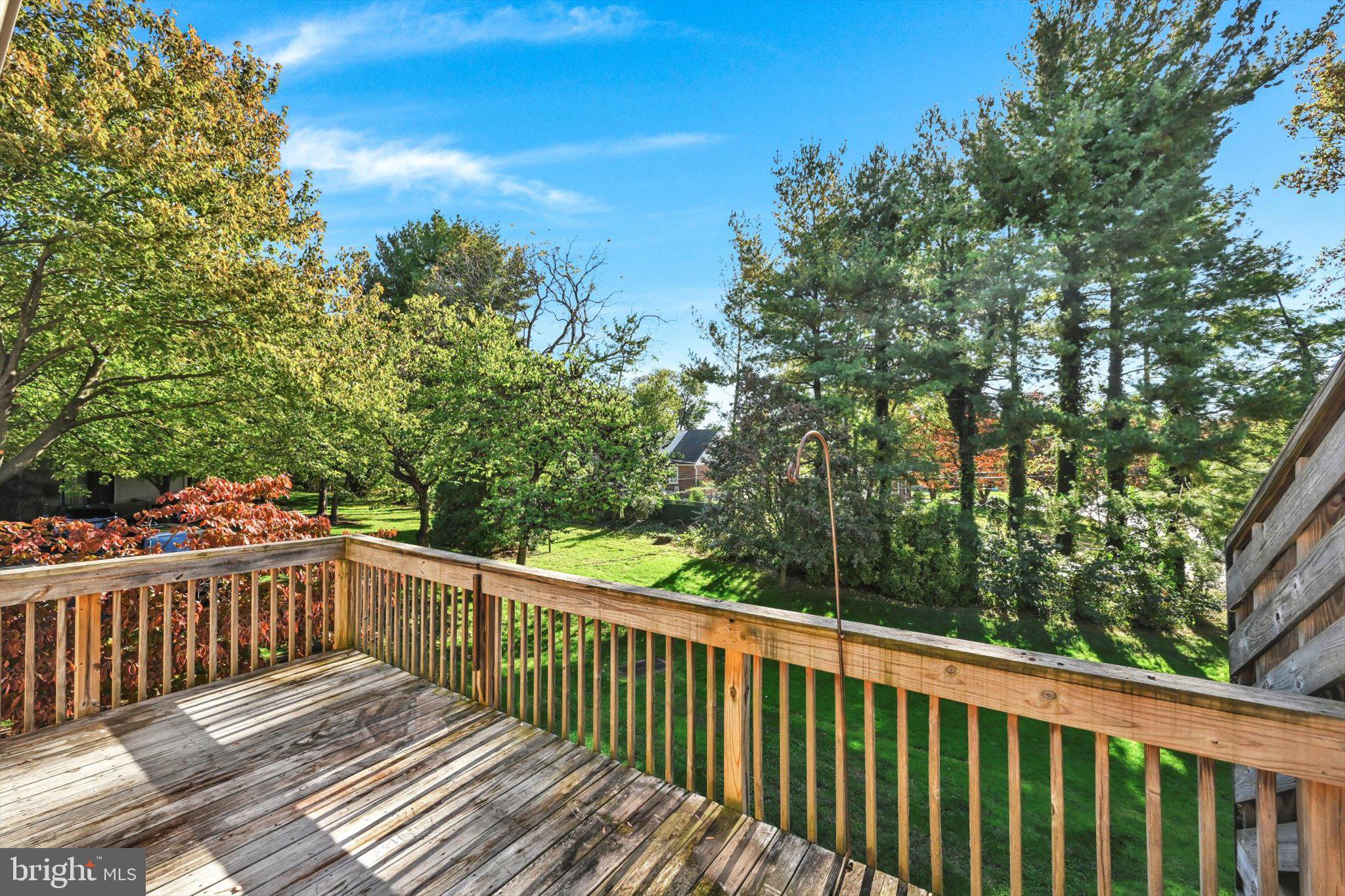 WALNUT HILL - Residential