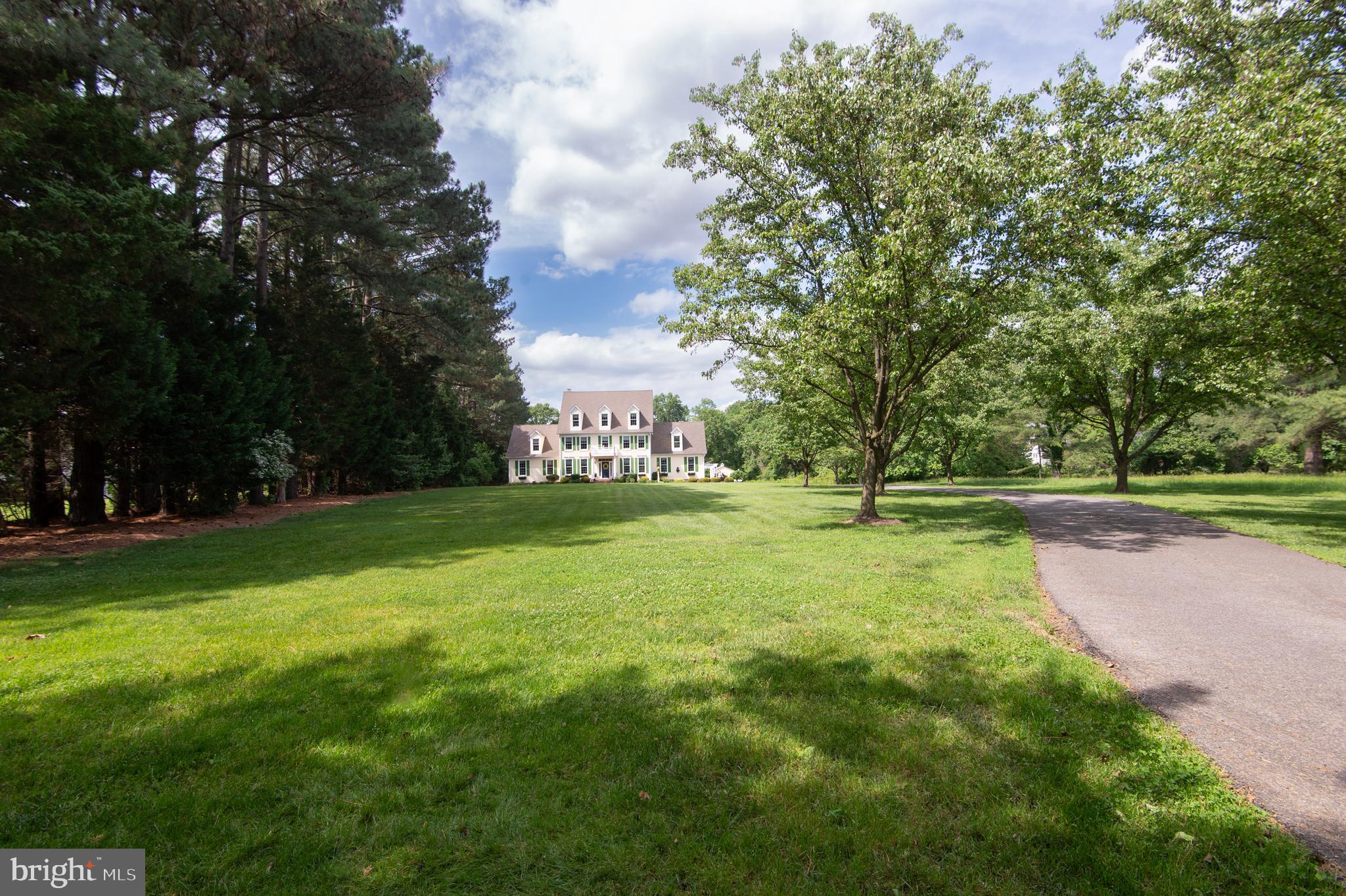 WAVERLY ISLAND ESTATES - Residential