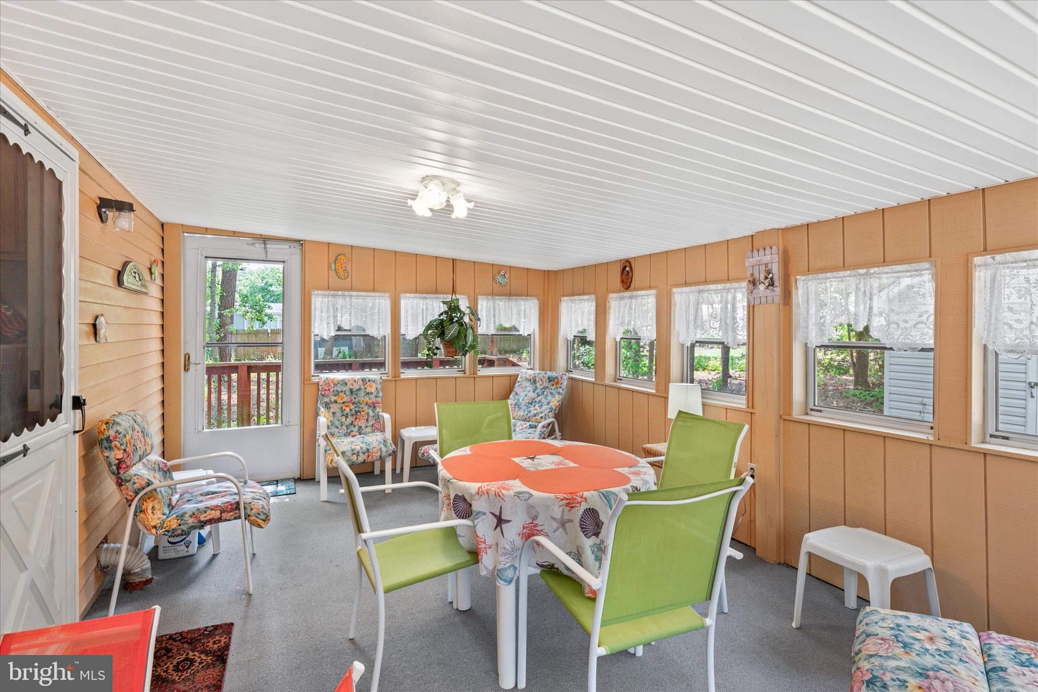 AVALON PARK - Residential