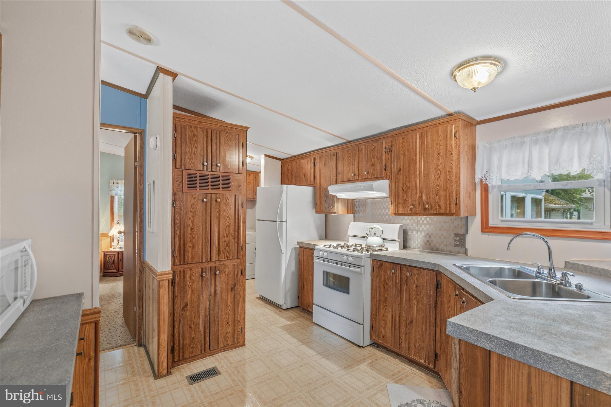 AVALON PARK - Residential