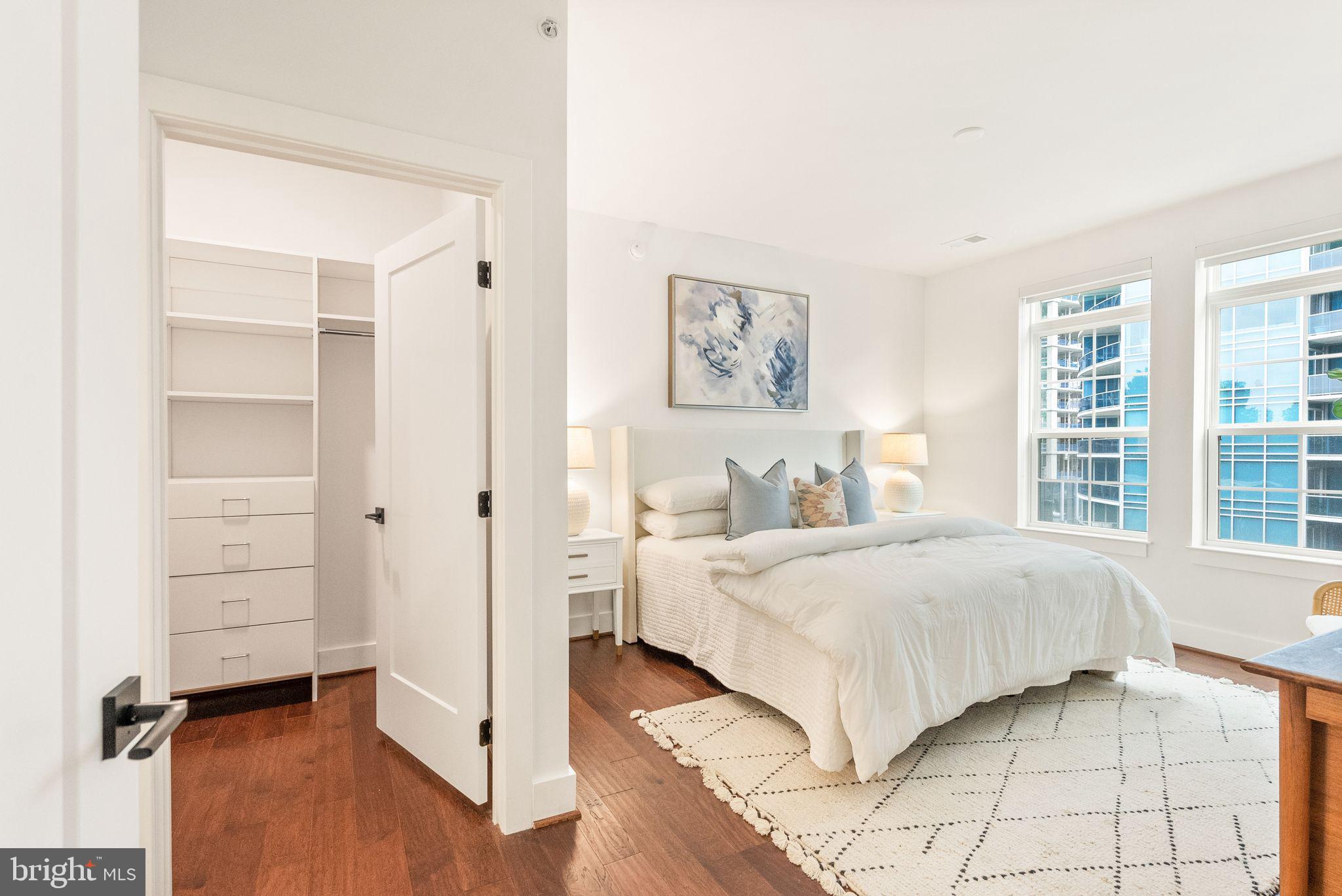 KEY AND NASH - Residential