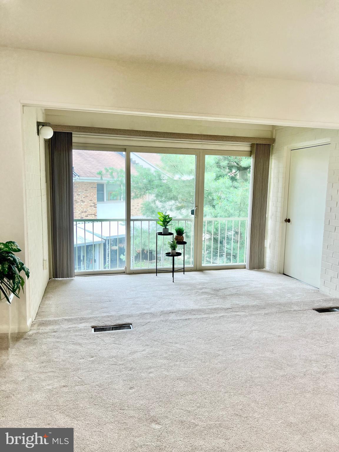 MONTGOMERY MUTUAL COOP - Residential