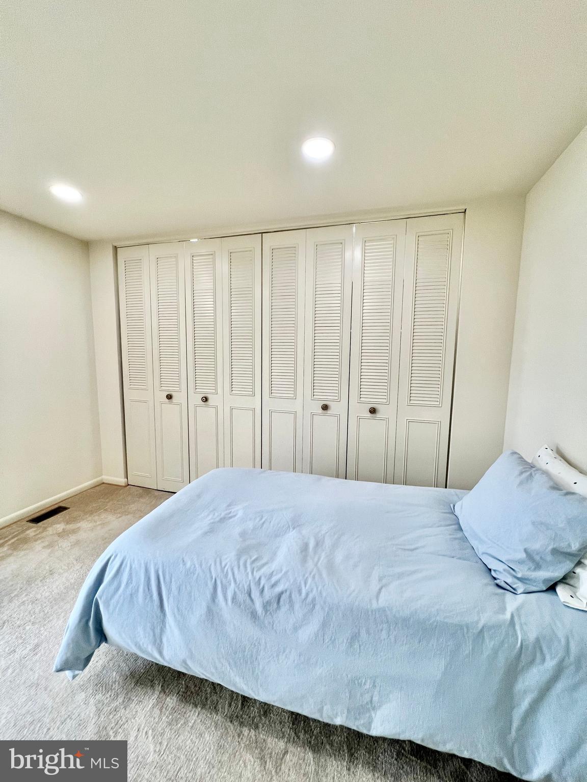 MONTGOMERY MUTUAL COOP - Residential