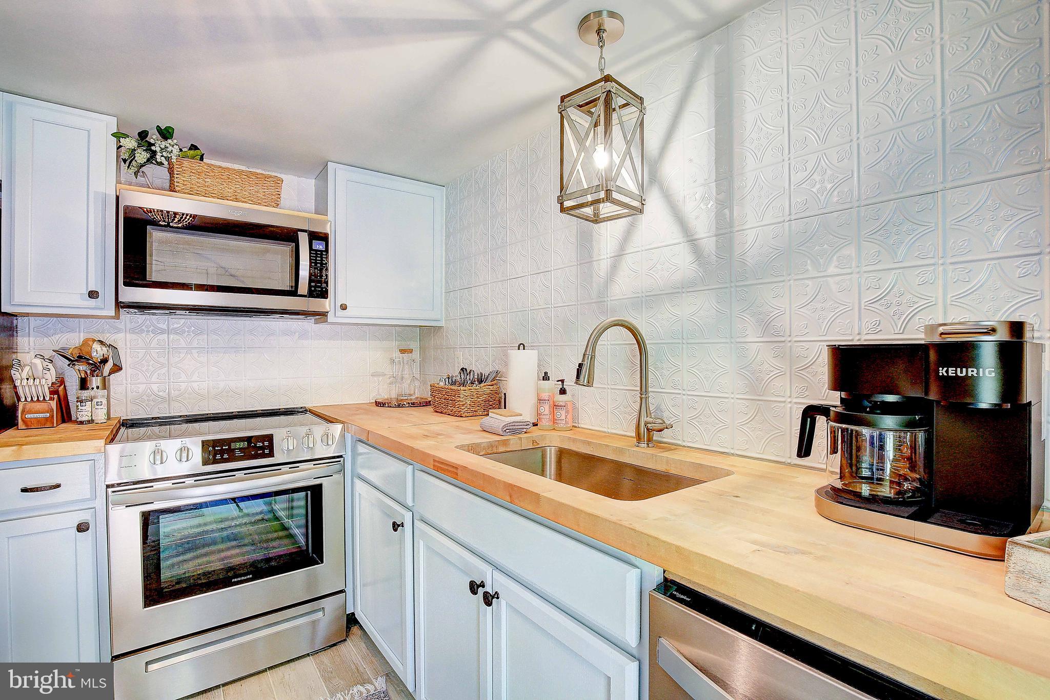 WHITE SANDS - Residential