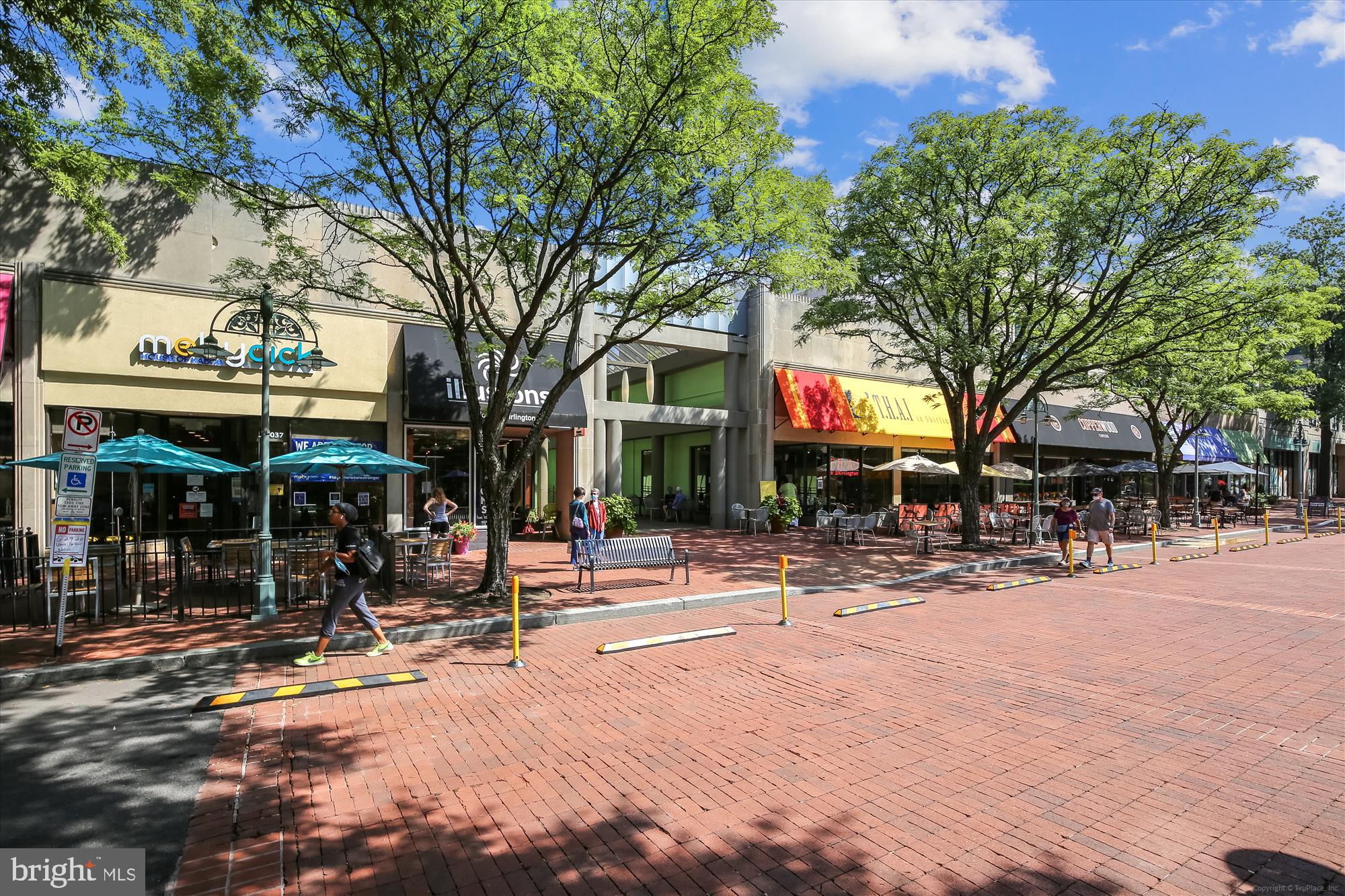 GROVE AT ARLINGTON - Residential