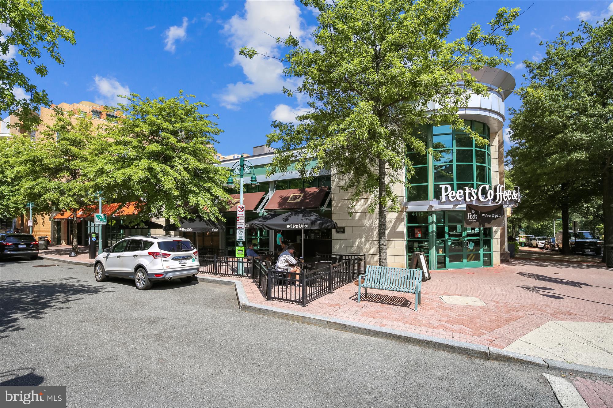 GROVE AT ARLINGTON - Residential