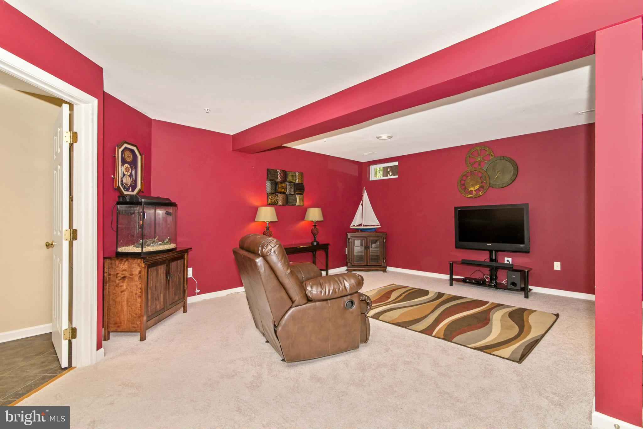 WILLOW BROOK - Residential