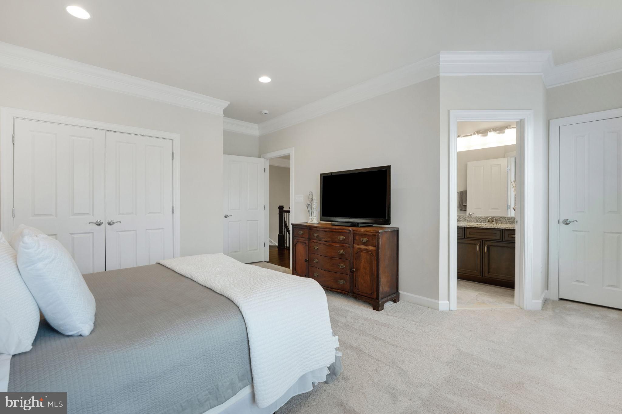 THE RESERVE AT TIMBER LAKE - Residential